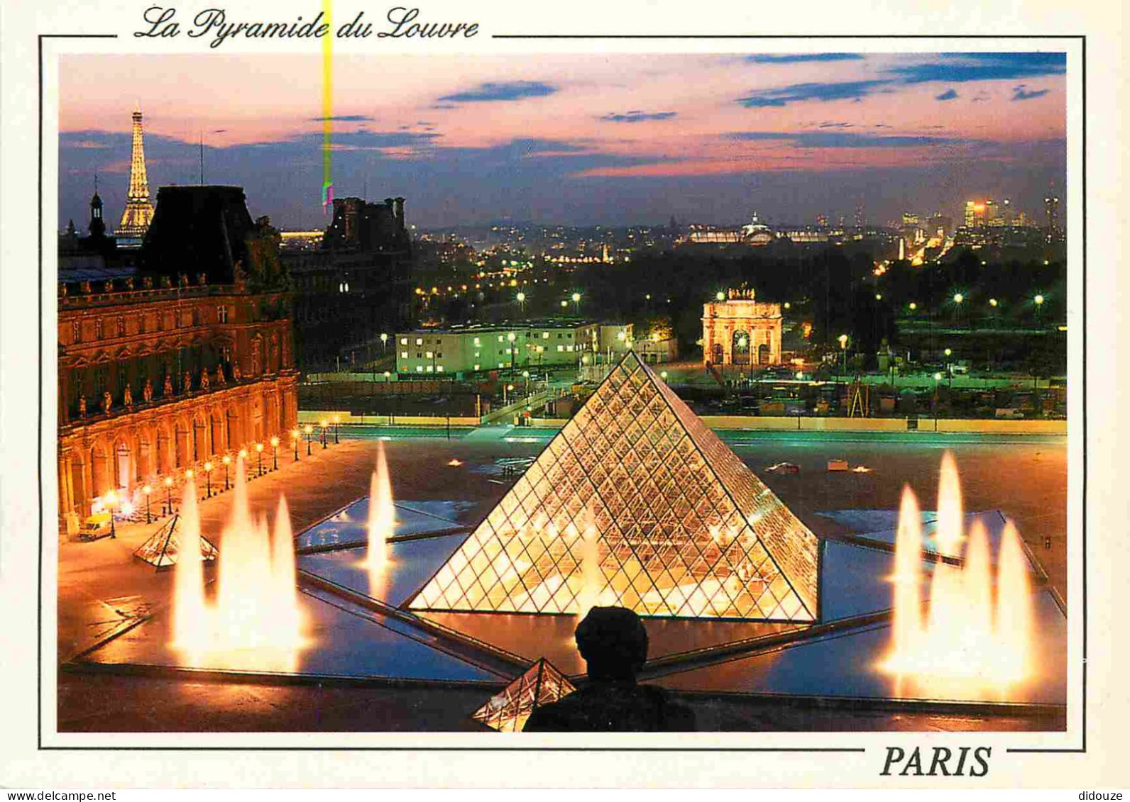 75 - Paris - Musée Du Louvre - La Pyramide - Coucher De Soleil - CPM - Voir Scans Recto-Verso - Louvre