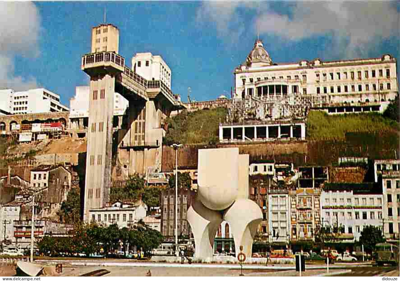 Brésil - Salvador - Escultura De Mario Cravo Junior - Na Praça Cairu - Carte Neuve - CPM - Voir Scans Recto-Verso - Salvador De Bahia