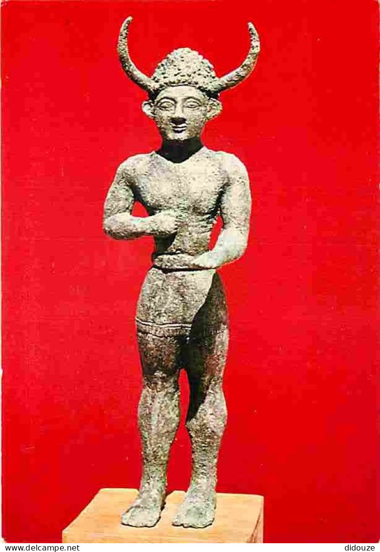 Art - Antiquités - Statue En Bronze D'un Dieu à Casque Cornue - Enkomi - 12e Siècle Avant JC - CPM - Voir Scans Recto-Ve - Antigüedad