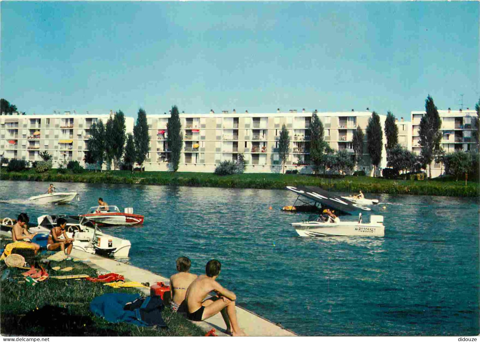 21 - Auxonne - Les Bords De Saône - Sports Nautiques - Immeubles - CPM - Voir Scans Recto-Verso - Auxonne