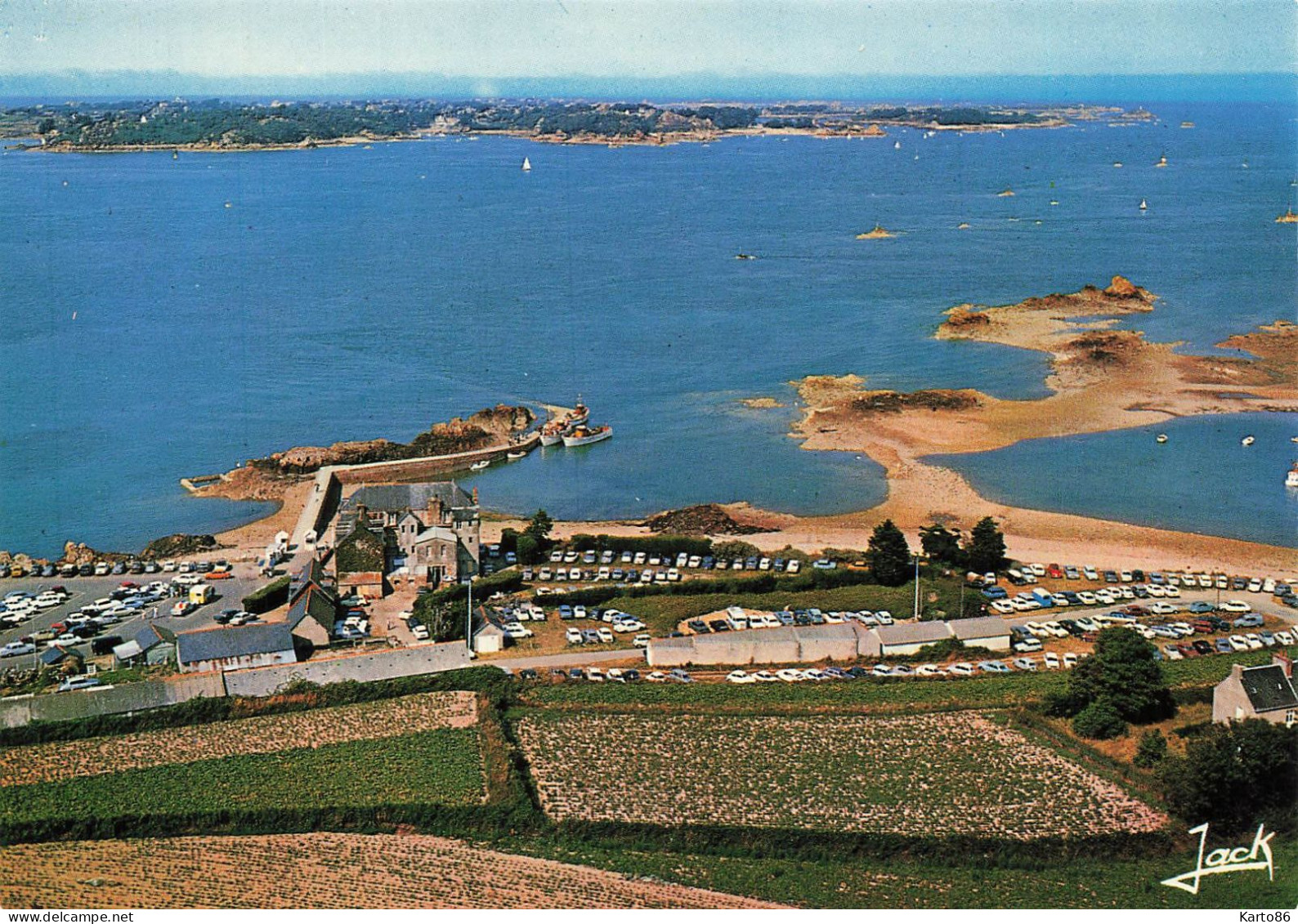 Ploubazlanec * Le Pointe De L'arcouest , L'embarcadère Des Vedettes Et L'ile De Bréhat - Ploubazlanec