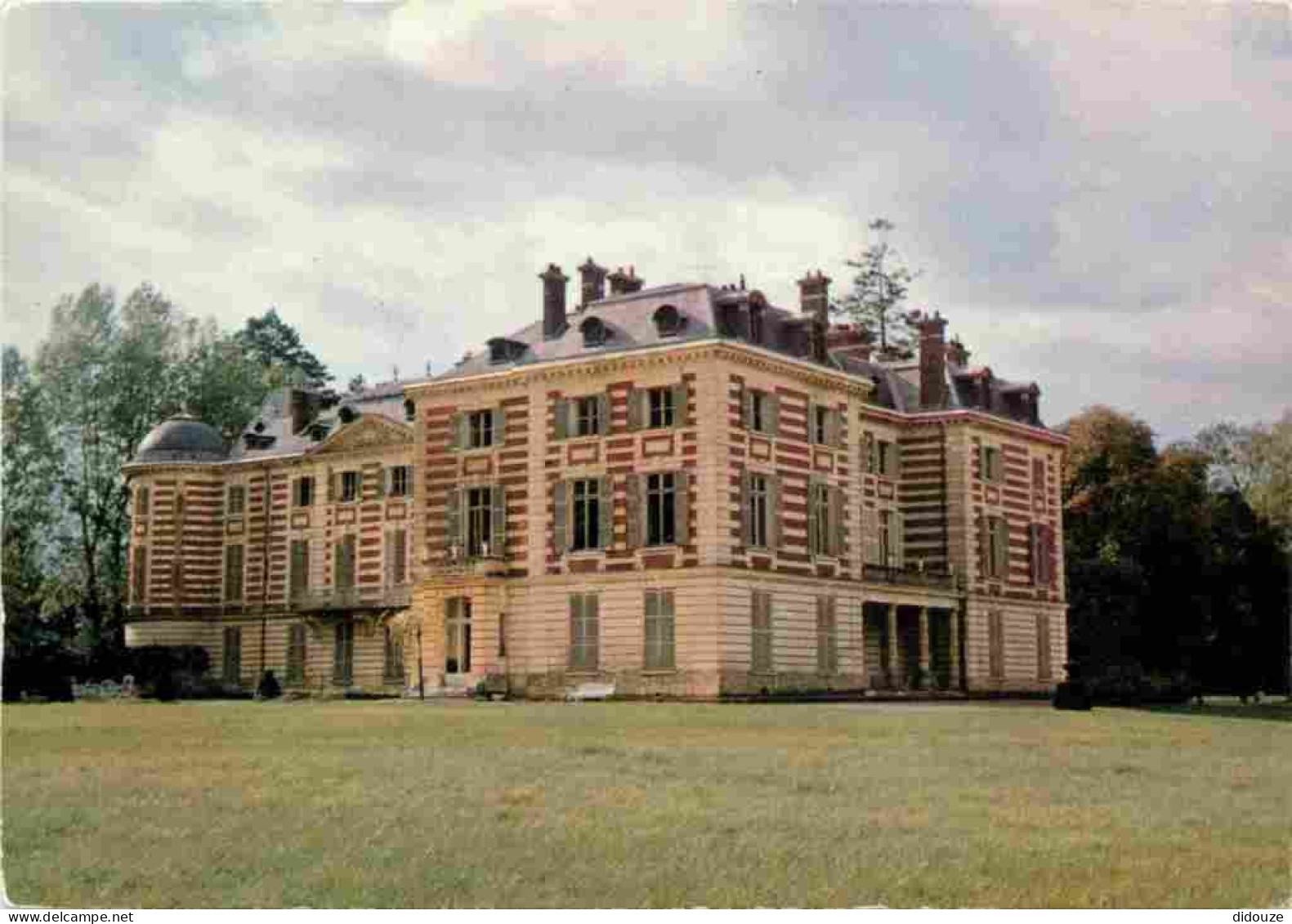 91 - Saint Vrain - Le Château - Ancienne Demeure De La Comtesse Du Barry - CPM - Voir Scans Recto-Verso - Saint Vrain