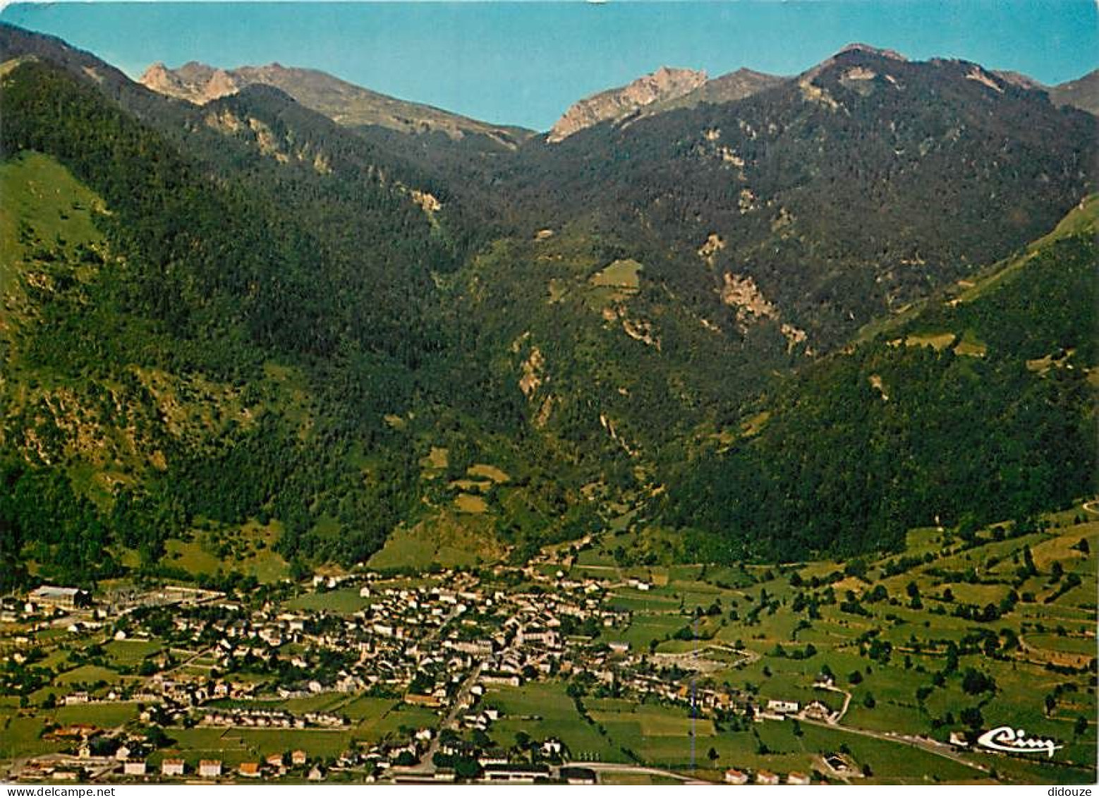 64 - Laruns - Vue Générale Aérienne - Carte Neuve - CPM - Voir Scans Recto-Verso - Laruns