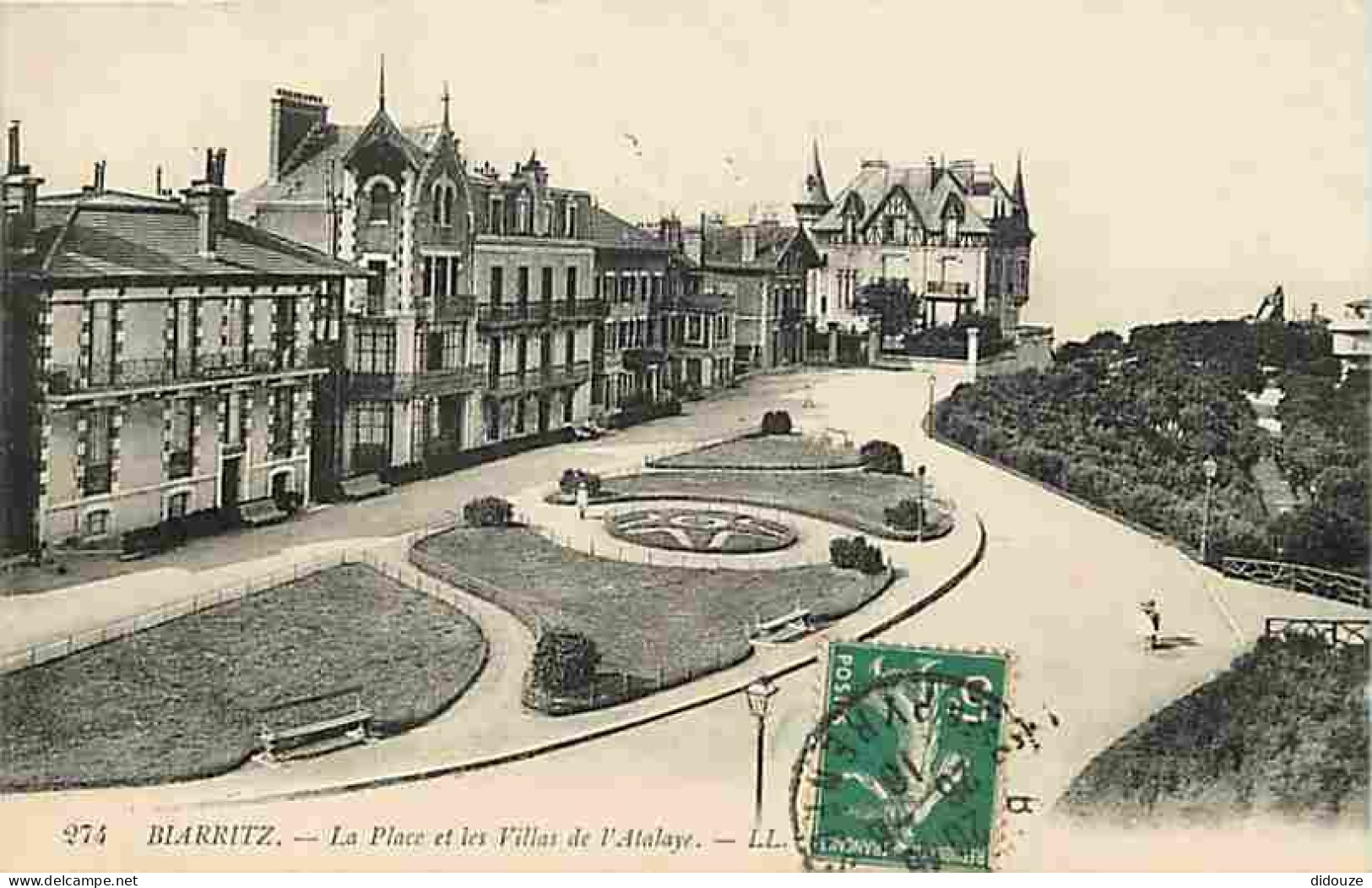 64 - Biarritz - La Place Et Les Villas De L'Atalaye - Oblitération Ronde De 1916 - CPA - Voir Scans Recto-Verso - Biarritz