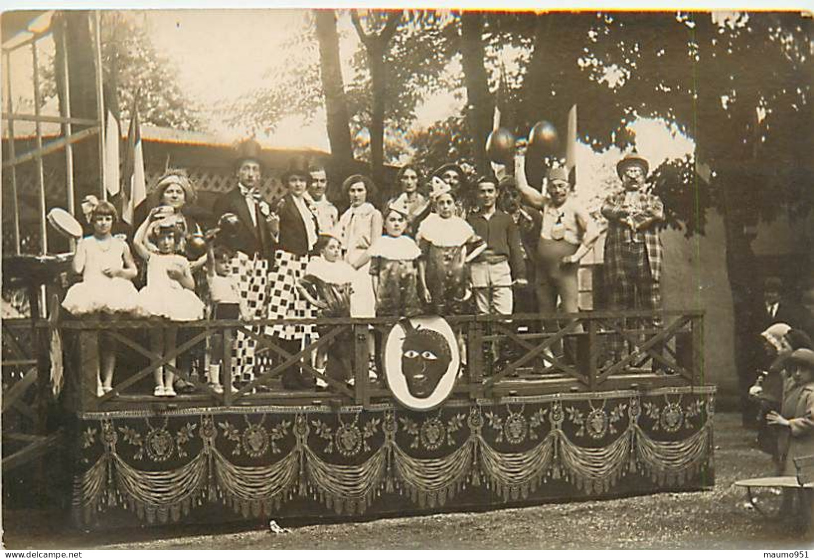 18 LA GUERCHE SUR L'AUBOIS - CARTE PHOTO -  CAVALCADE 31 MAI 1931 - SUPERBE SOUVENIR - La Guerche Sur L'Aubois