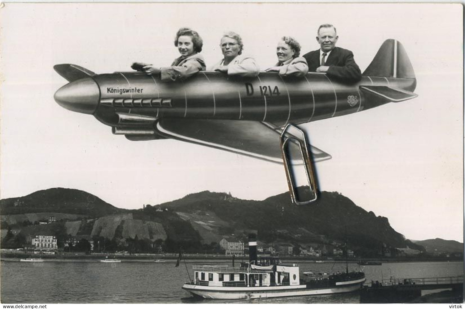 FOTOGRAFIE :    Koningswinter 1954  :  Avion - Vliegtuig - Bateau - Boot  -------------     Surréalisme - Photographie