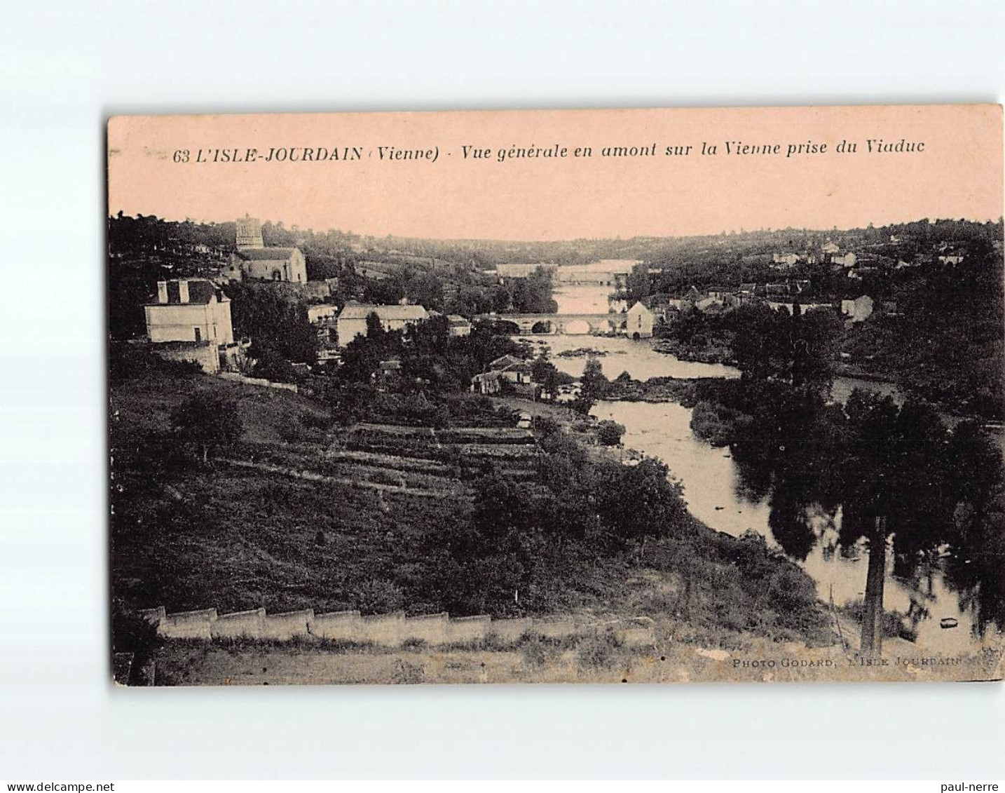 L'ISLE JOURDAIN : Vue Générale En Amont Sur La Vienne Prise Du Viaduc - Très Bon état - L'Isle Jourdain