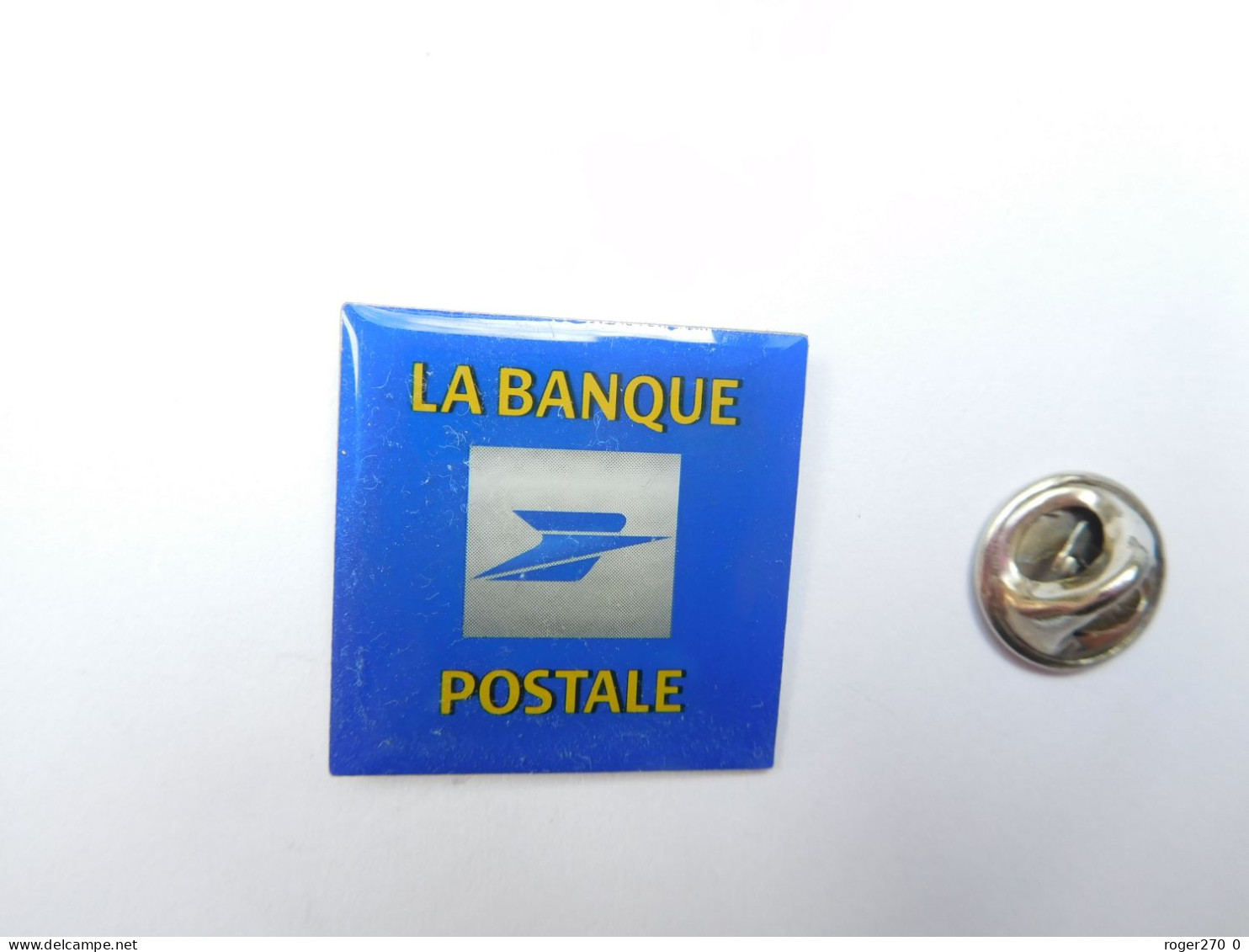 Beau Pin's , La Banque Postale - Banken