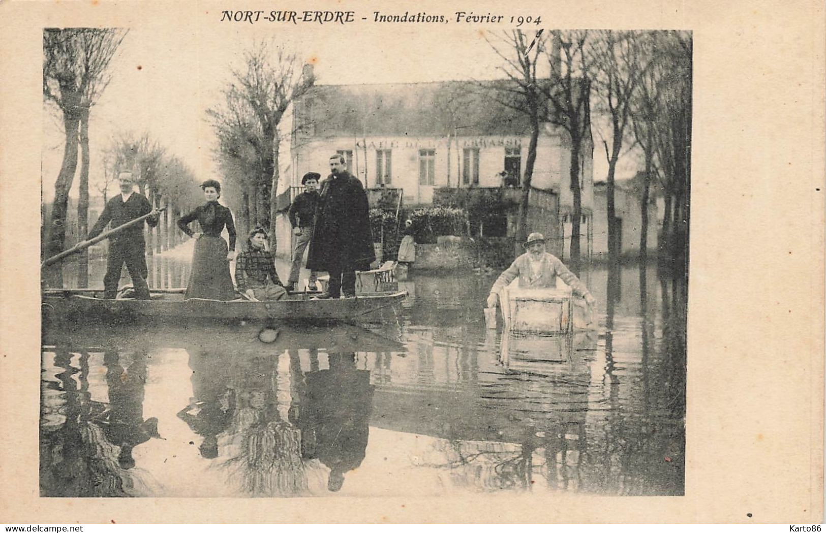 Nort Sur Erdre * Inondations En Février 1904 * Le Café De La Terrasse * Barque - Nort Sur Erdre