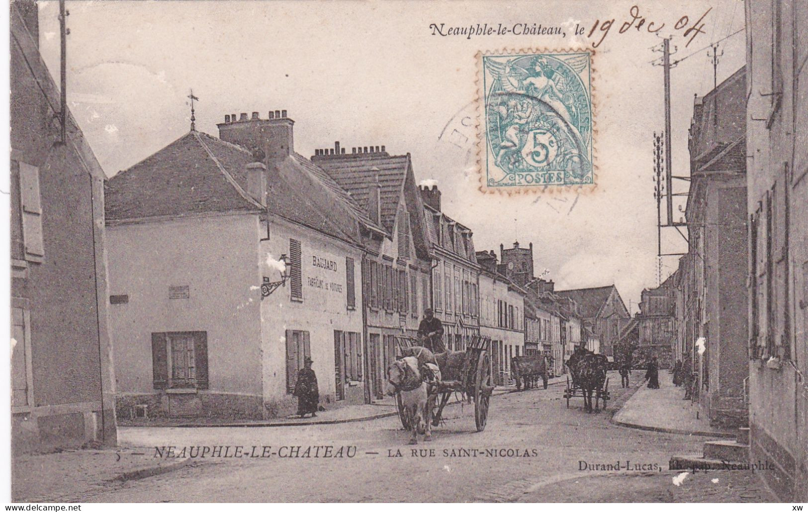 NEAUPHLE-LE-CHATEAU -78- La Rue Saint-Nicolas - Animation - 15-04-24 - Neauphle Le Chateau