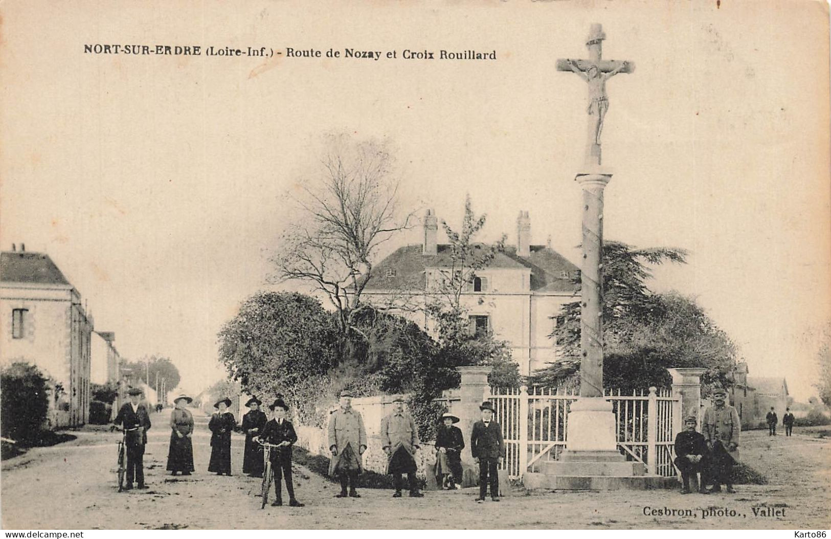 Nort Sur Erdre * Route De Nozay Et Croix Rouillard * Calvaire * Villageois - Nort Sur Erdre