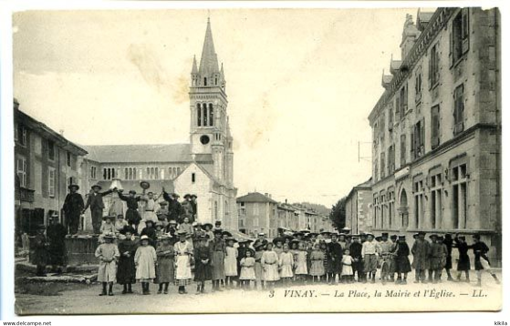 CPA 9 X 14 Isère VINAY  La Place, La Mairie Et L'Eglise - Vinay