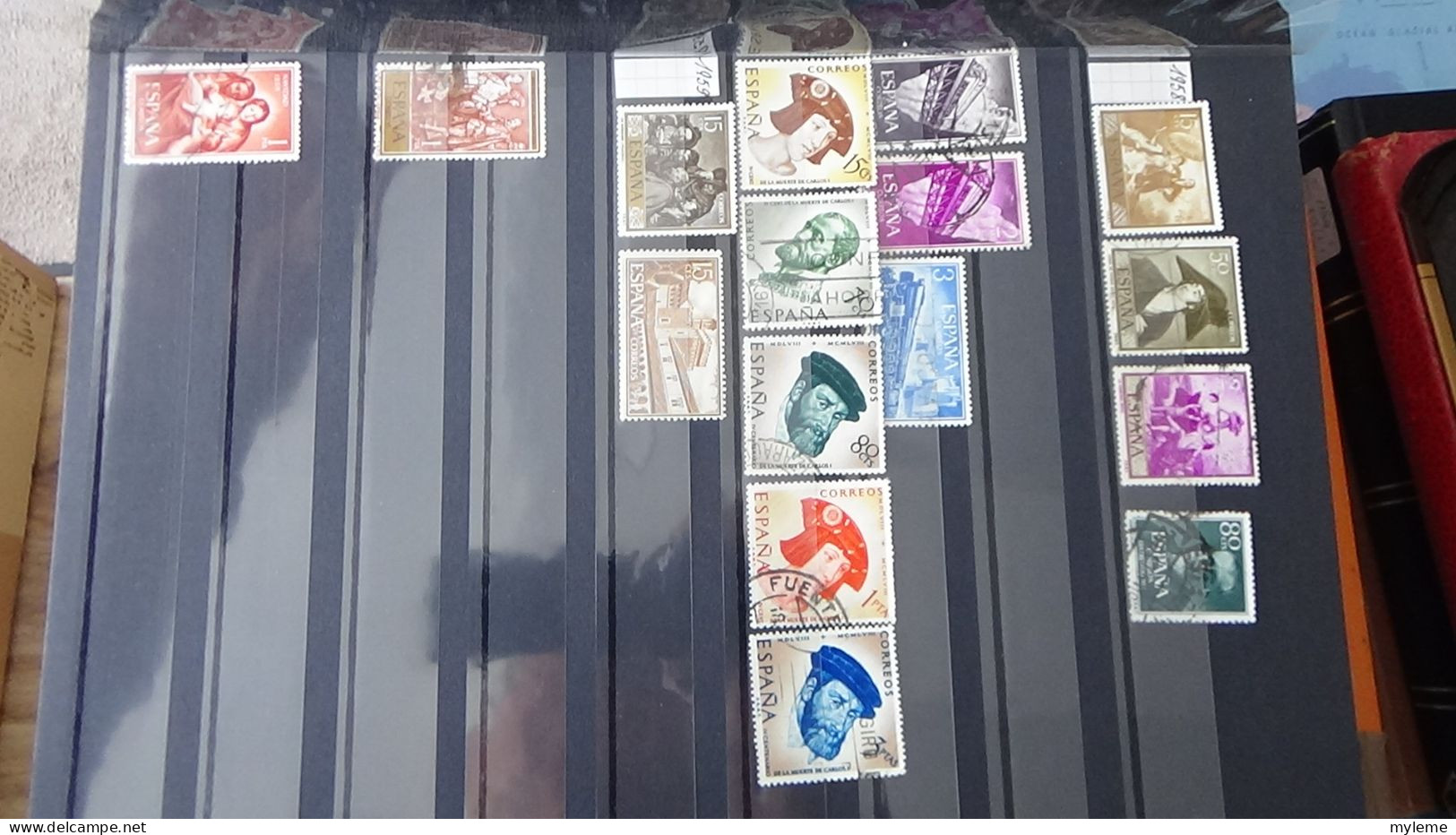 BF33 Ensemble de timbres de divers pays + Orphelin N° 153 ** signé  Cote 1050 euros