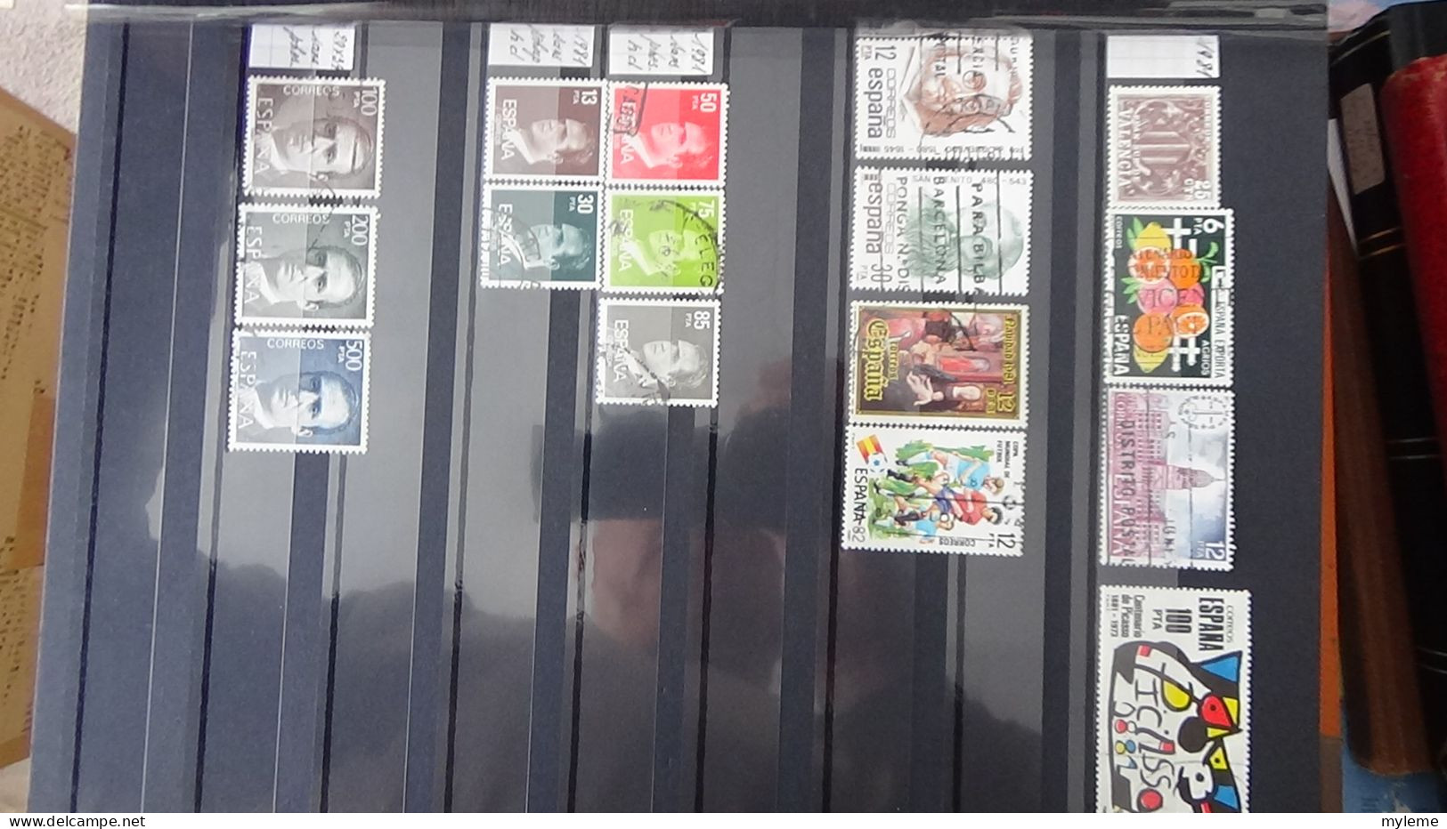 BF33 Ensemble de timbres de divers pays + Orphelin N° 153 ** signé  Cote 1050 euros