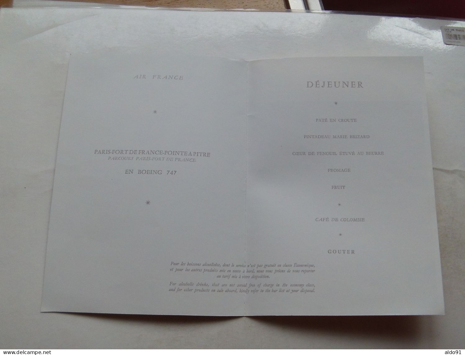 (Air France - Paris>>Fort De France>>Pointe à Pitre) -  Lot De 3 Menus (Illustrations CONCORDE).....voir Scans) - Menus