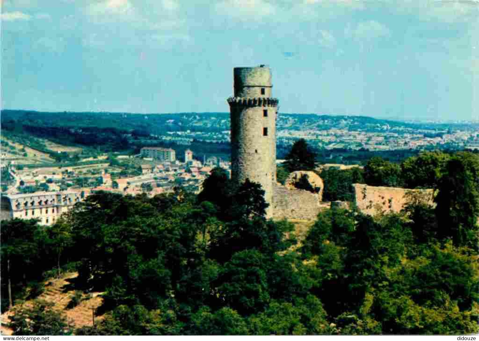 91 - Monthlery - La Tour De Monthlery - Ancien Donjon Du Château - Vieilles Pierres - CPM - Voir Scans Recto-Verso - Montlhery