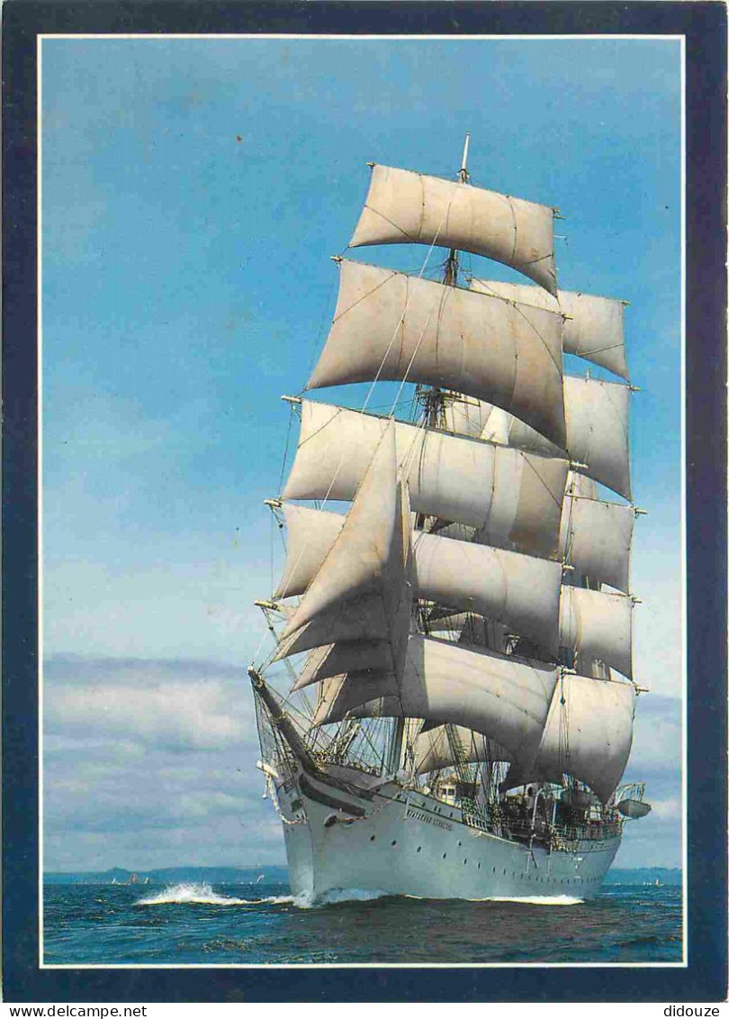 Bateaux - Voiliers - Bretagne - Le Statsraad-Lehmkuhl - CPM - Voir Scans Recto-Verso - Voiliers