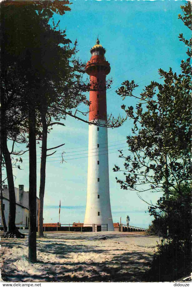 17 - Saint Palais Sur Mer - Phare De La Coubre - Carte Dentelée - CPSM Grand Format - Voir Scans Recto-Verso - Saint-Palais-sur-Mer