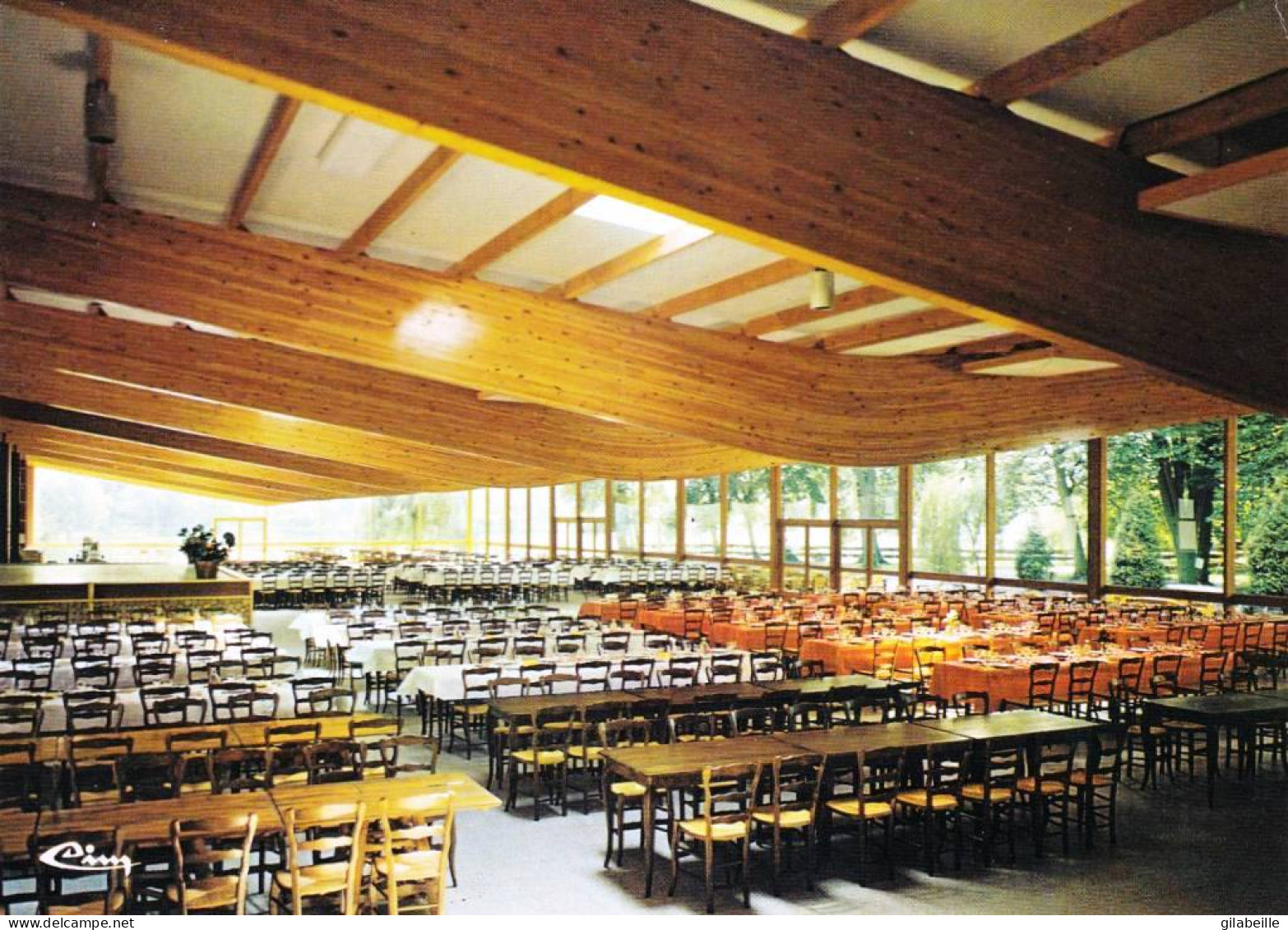 80 - Somme -  OFFOY - Ham - " Le Domaine Des Iles " - Salle De Restaurant - Ham