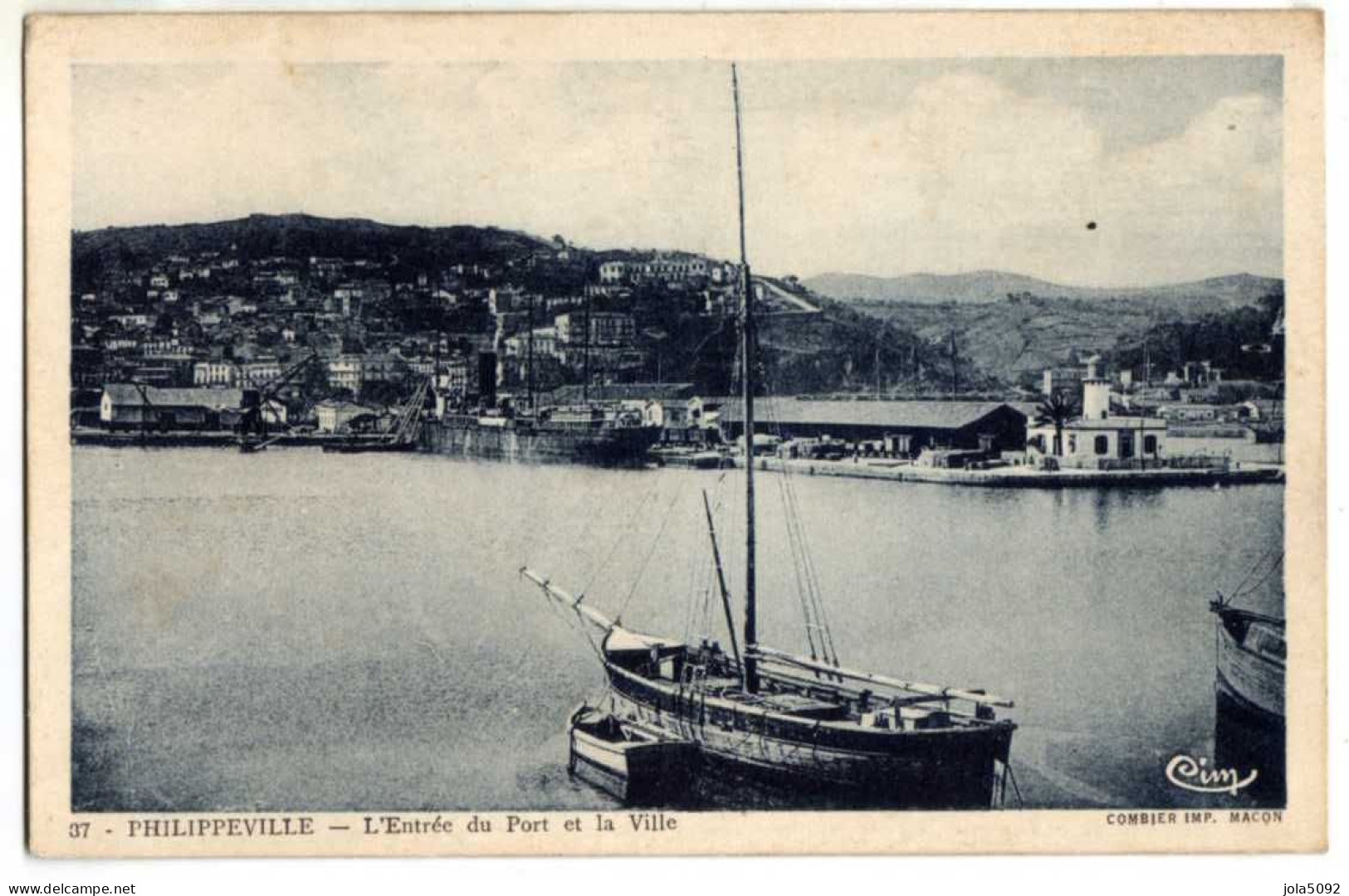 PHILIPPEVILLE - L'entrée Du Port Et La Ville - Skikda (Philippeville)