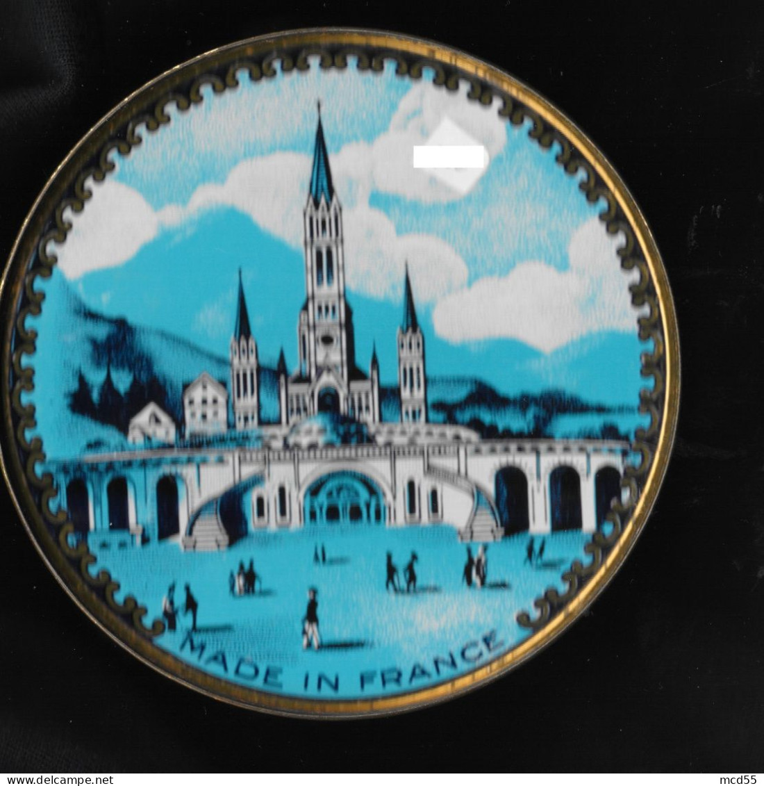 Ancienne Boîte En Fer Lithographiée Ronde  " Pastilles à L' Eau De LOURDES " - Dosen