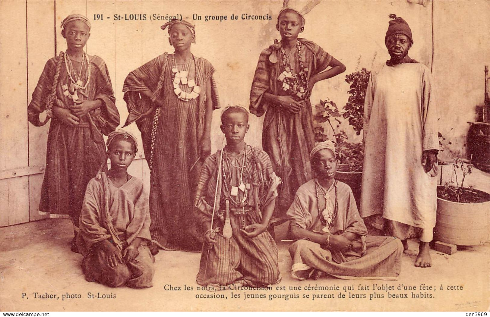 Afrique - Sénégal - SAINT-LOUIS - Un Groupe De Circoncis - Jeunes Gourguis - Ecrit (2 Scans) - Senegal