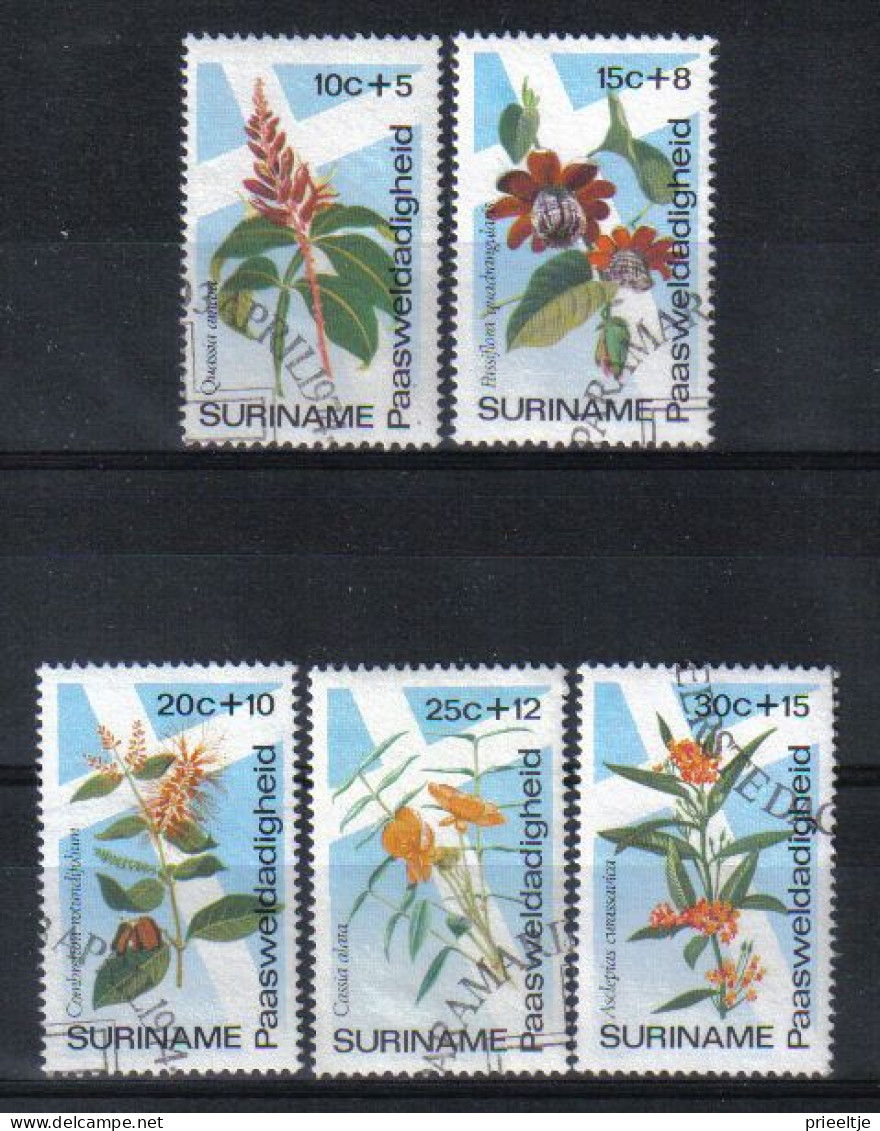 Suriname 1974 Easter Flowers Y.T. 591/595  (0) - Surinam