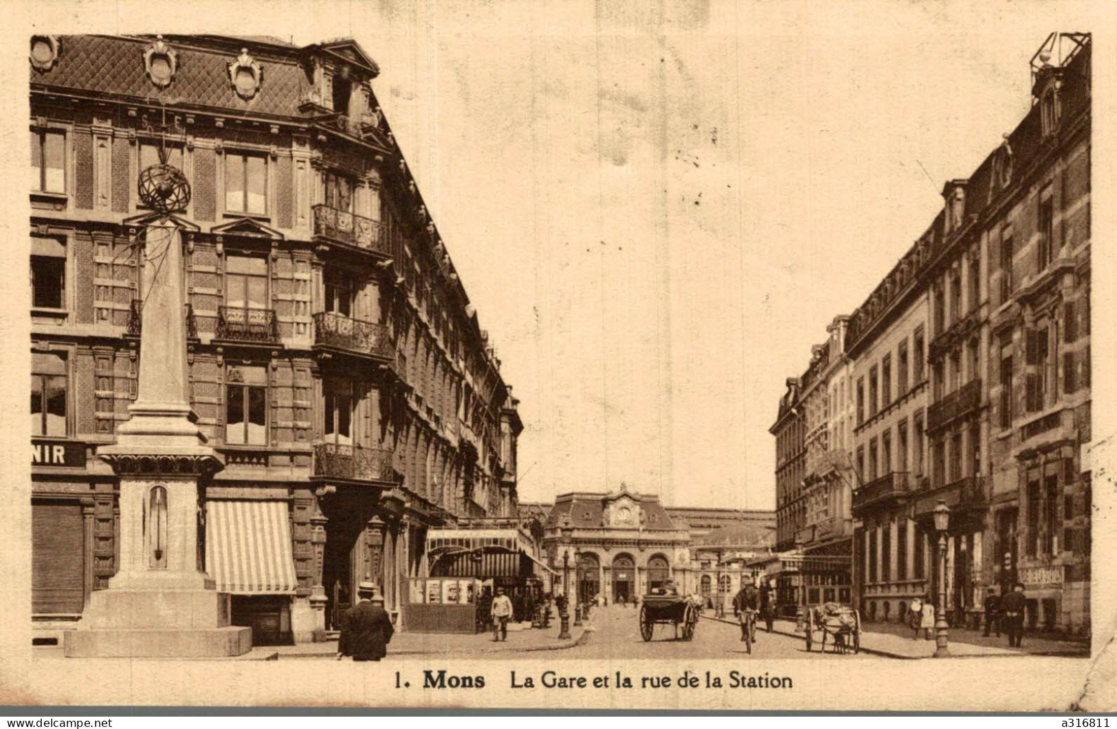 Mons La Gare Et La Rue De La Station - Mons