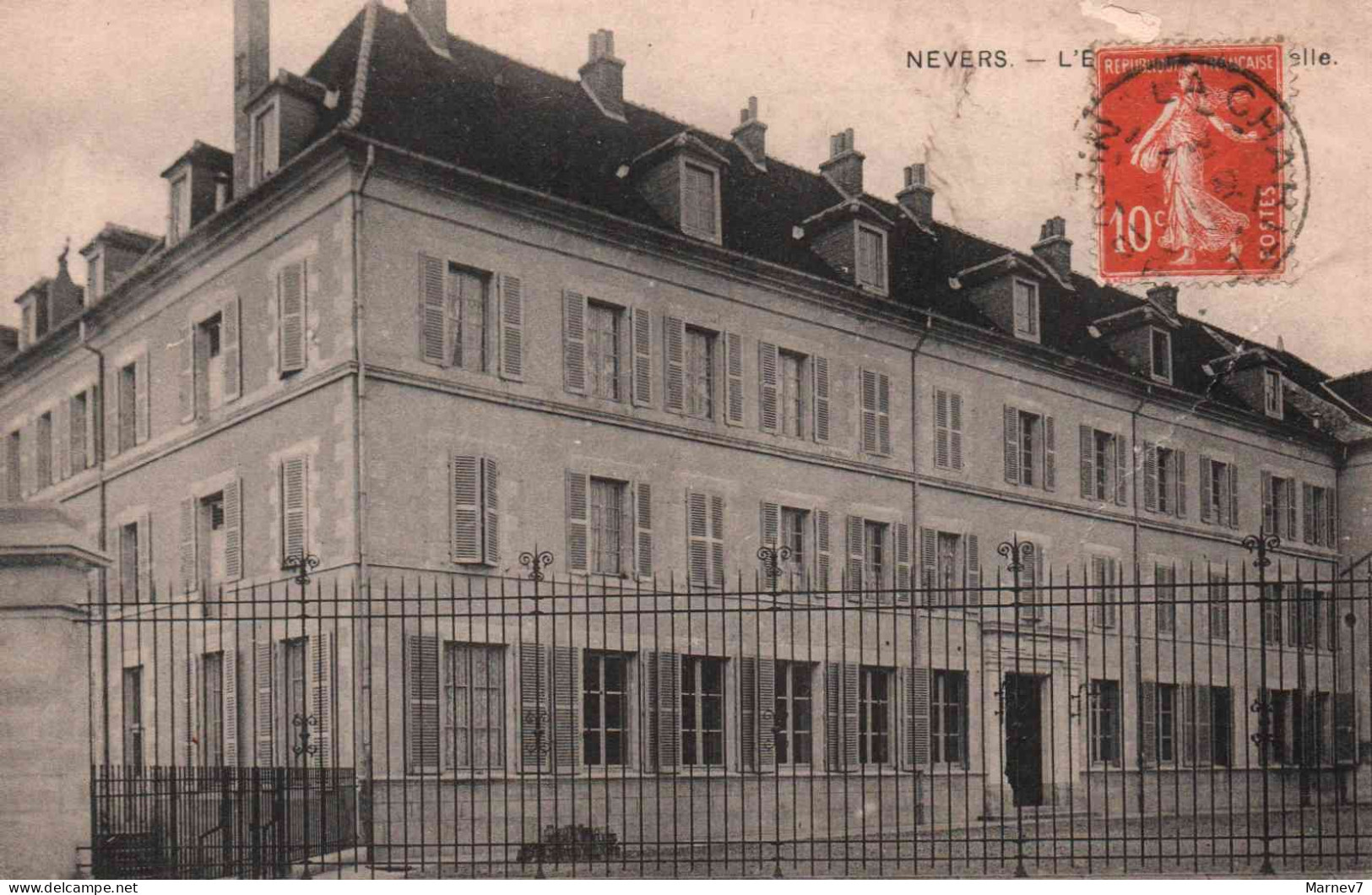 58 - Nièvre - CPA - NEVERS - Ecole Professionnelle De Garçons - CMT - - Nevers