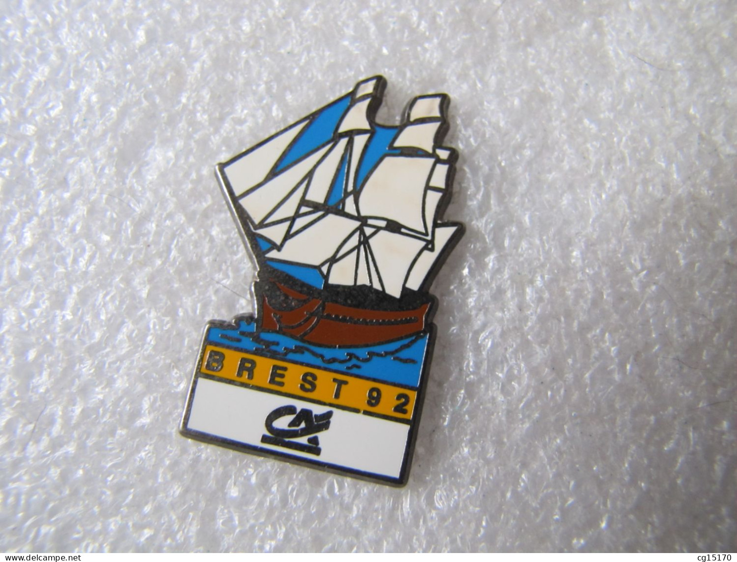 PIN'S    BATEAU  BREST 92  CREDIT AGRICOLE Email Grand Feu CORNER COINDEROUX - Barcos