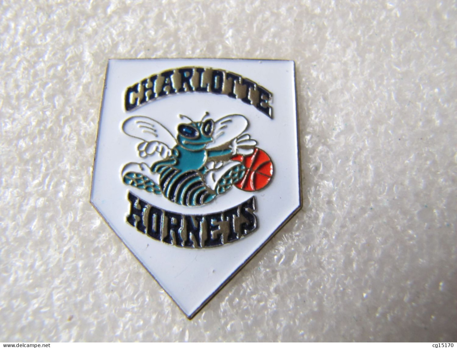 PIN'S    NBA   CHARLOTTE  HORNETS   BASKET-BALL - Baloncesto