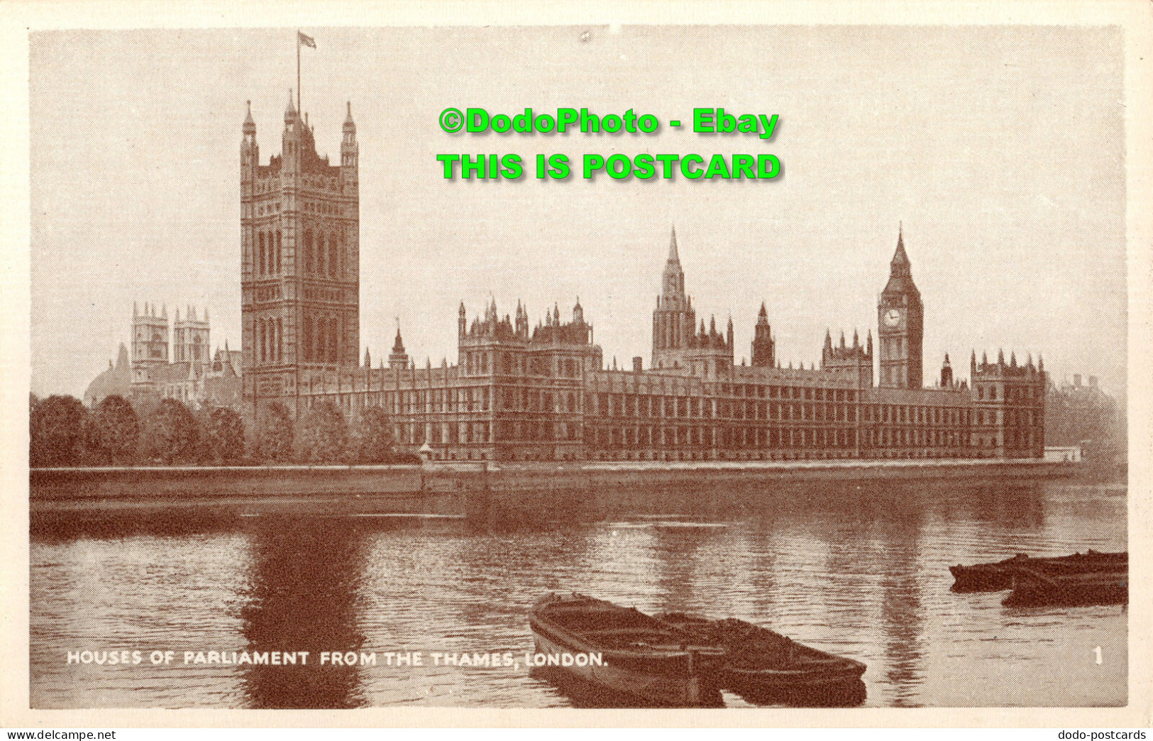 R377106 London. Houses Of Parliament From The Thames - Autres & Non Classés