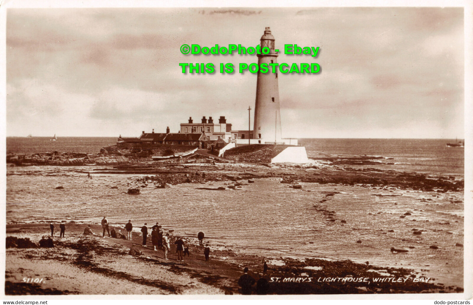 R377140 Whitley Bay. St. Marys Lighthouse. Valentine. RP - Welt