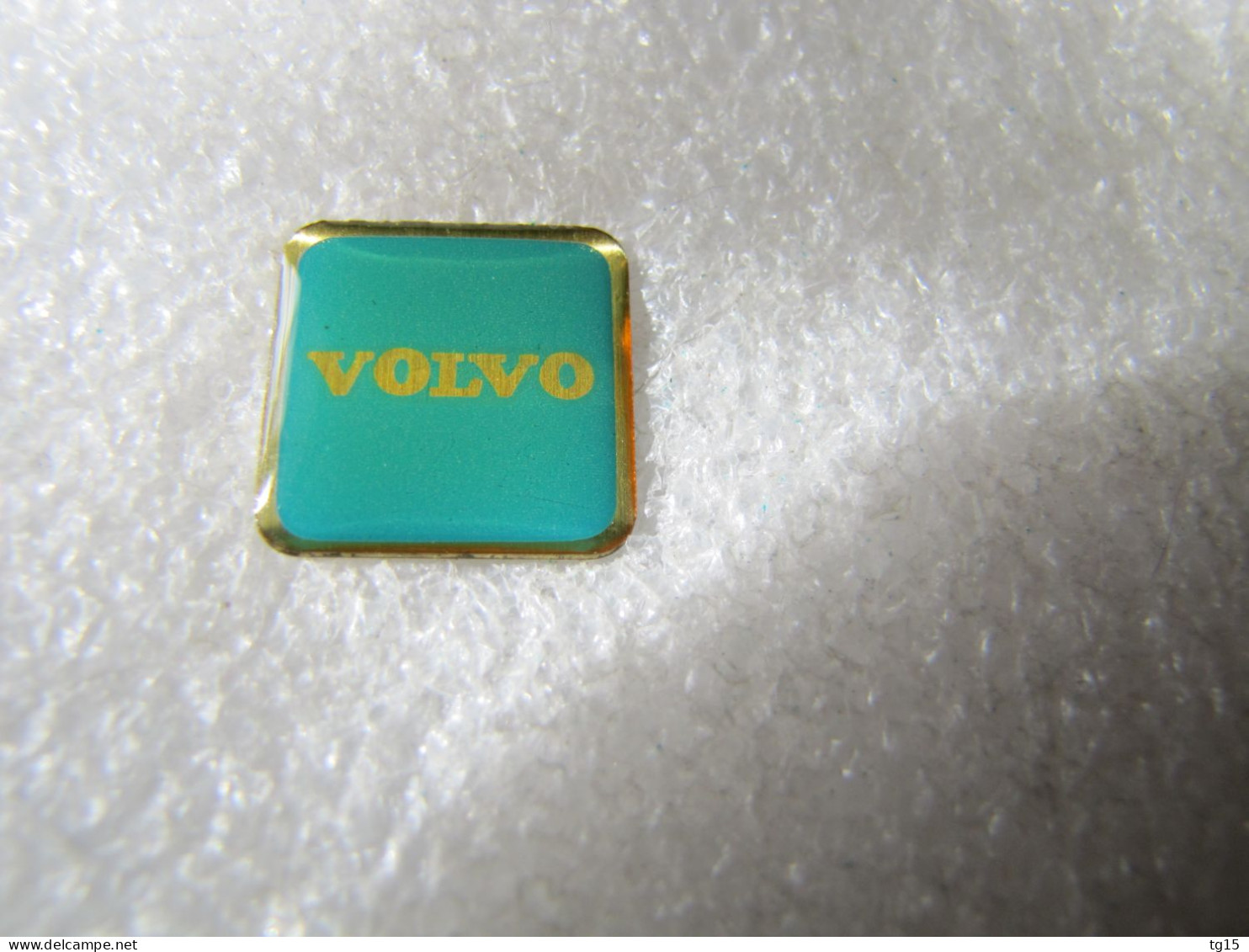 PIN'S   LOGO  VOLVO - Other & Unclassified