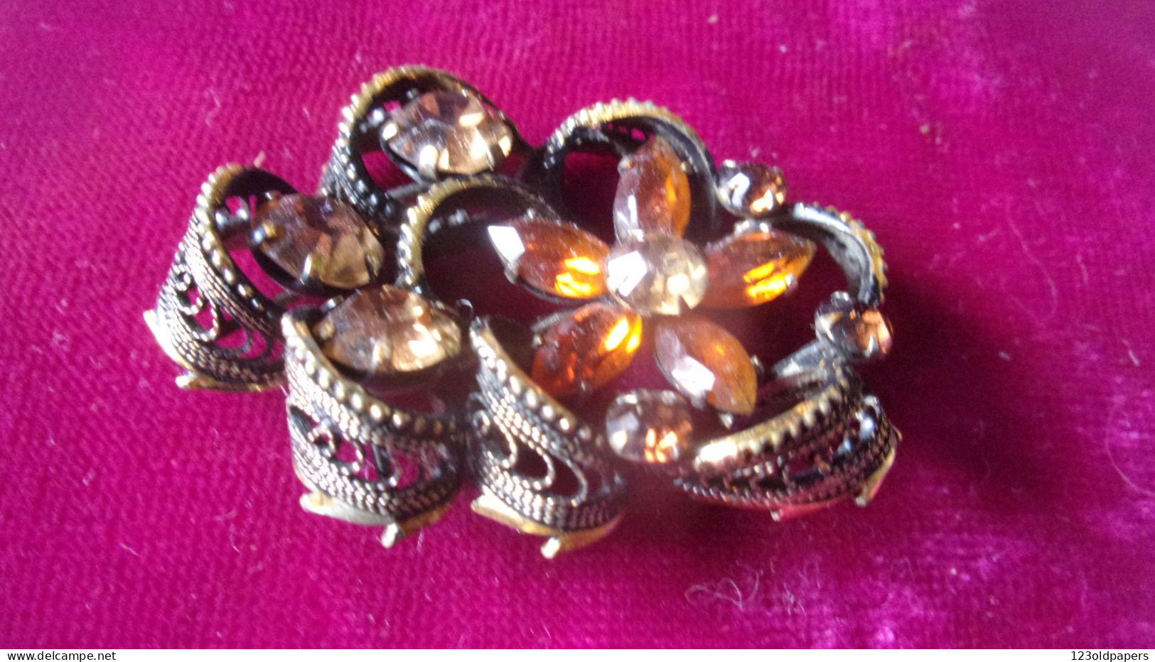 ANCIENNE BROCHE FLEUR - Brooches