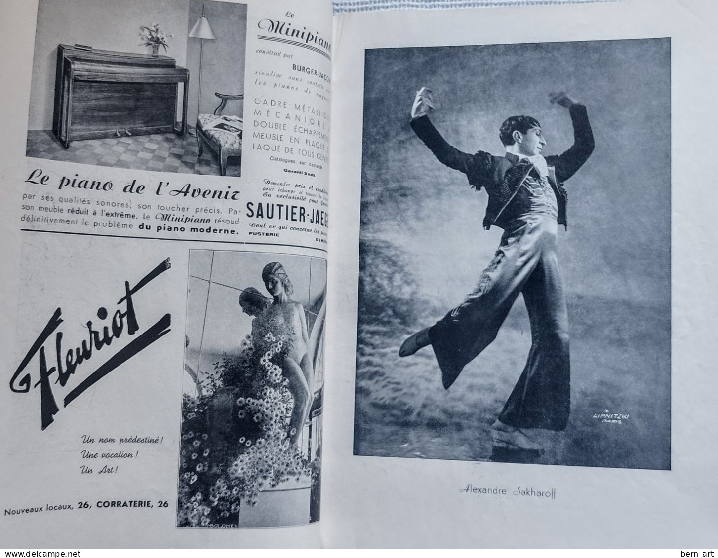 Ancien Programme De CLOTILDE Et ALEXANDRE SAKHAROFF Photo Harcourt Et Lipnitzki Paris - Programs