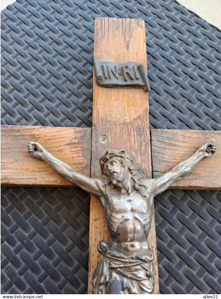 Crucifix. 55 Cm X 35 Cm. - Arte Religiosa