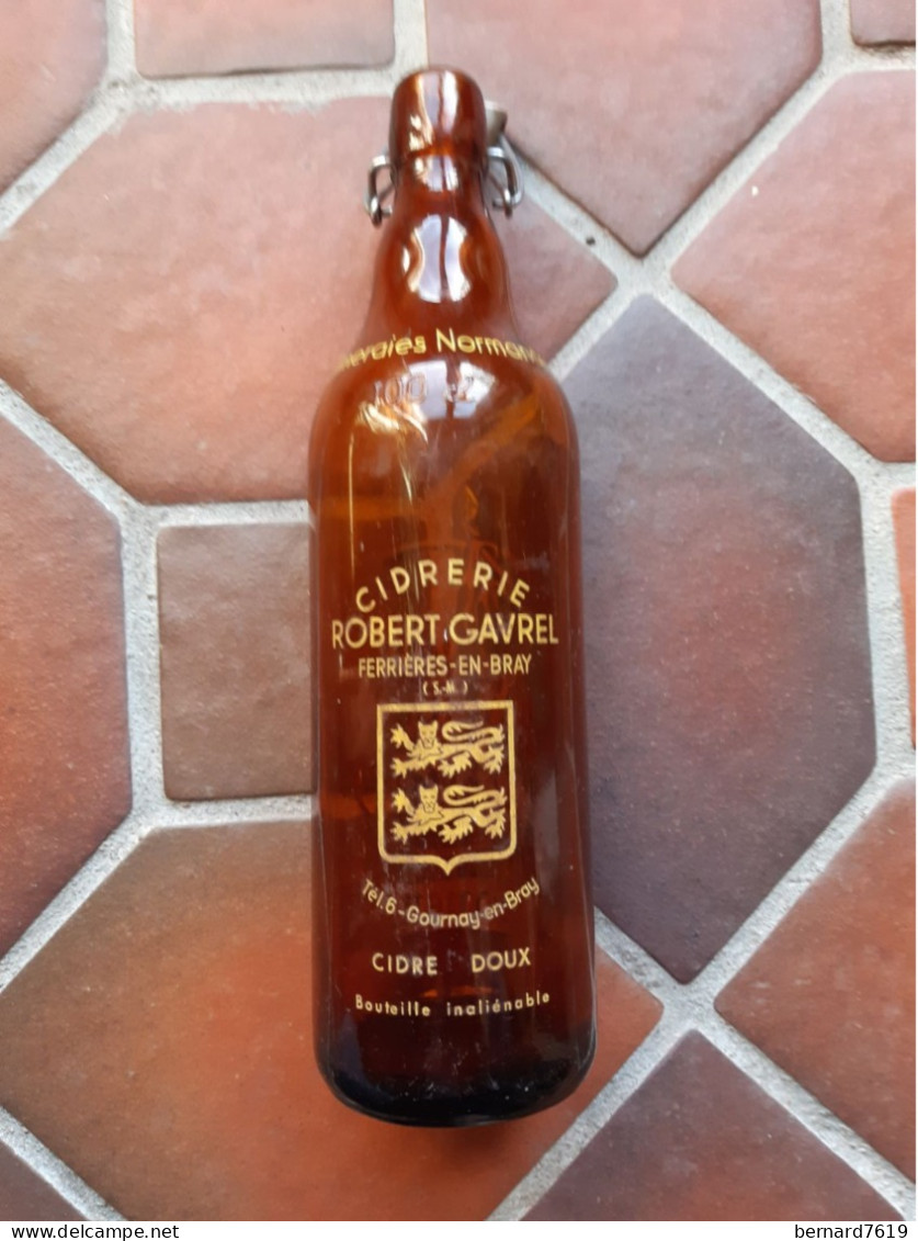 Bouteille De Cidre Doux -  100 Cl  - Cidre Du Conquerant Robert Gavrel 76 Ferrieres En Bray - Altri & Non Classificati