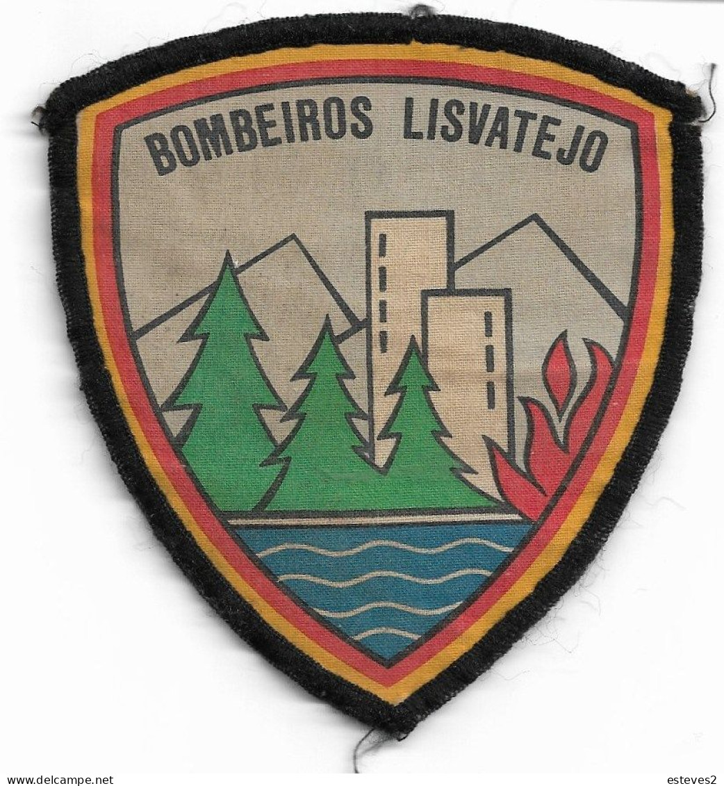 Portugal , Fireman Patch , BOMBEIROS LISVATEJO , Used - Stoffabzeichen