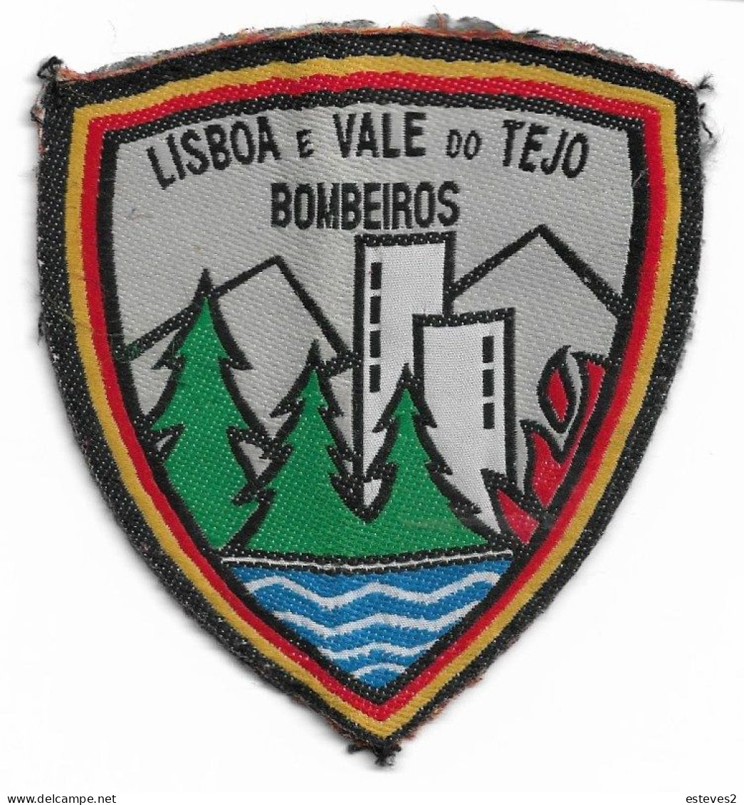 Portugal , Fireman Patch , BOMBEIROS LISBOA E VALE DO TEJO , Used - Escudos En Tela