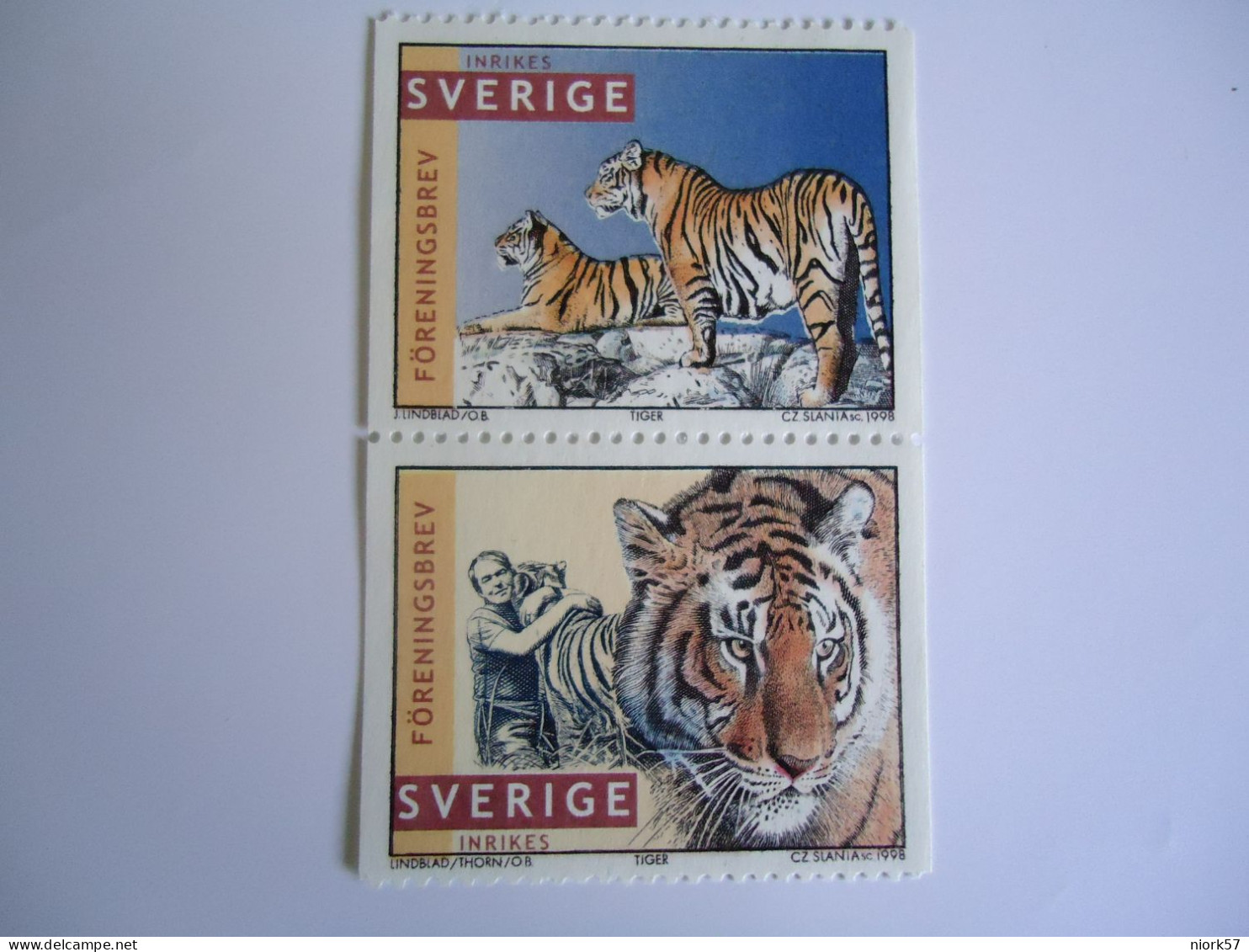 SWEDEN  MNH   PAIR   ANIMALS   TIGER 1998 - Big Cats (cats Of Prey)