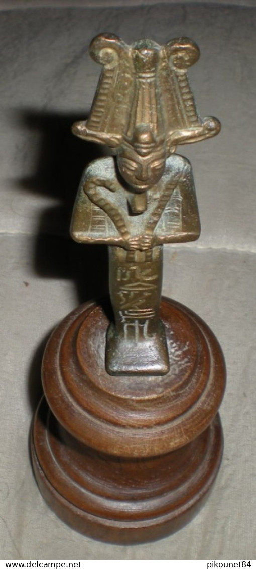 Ancienne Petite Figurine Bronze Sur Socle - Autres & Non Classés