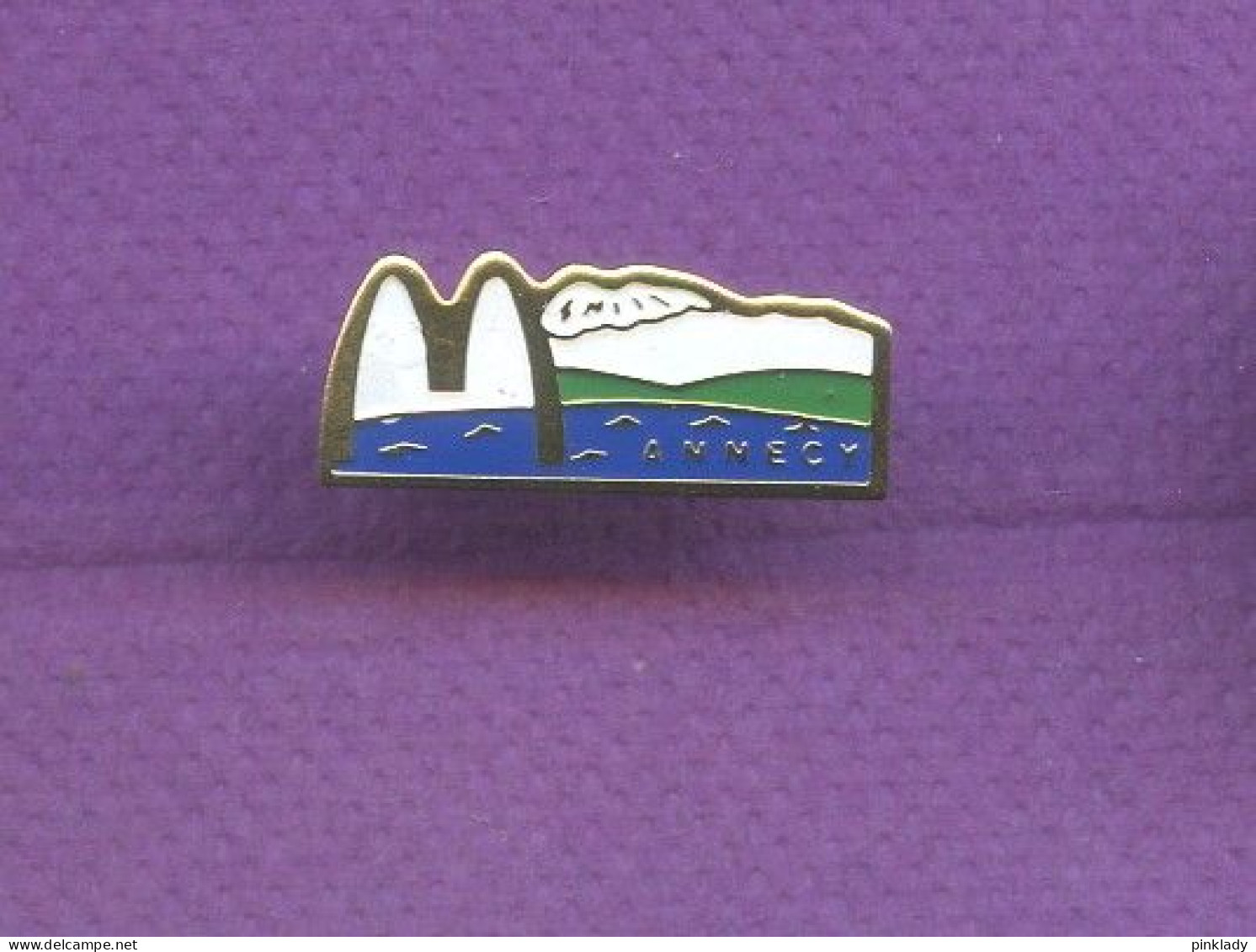 Rare Pins Mc Donald's Annecy Q993 - McDonald's