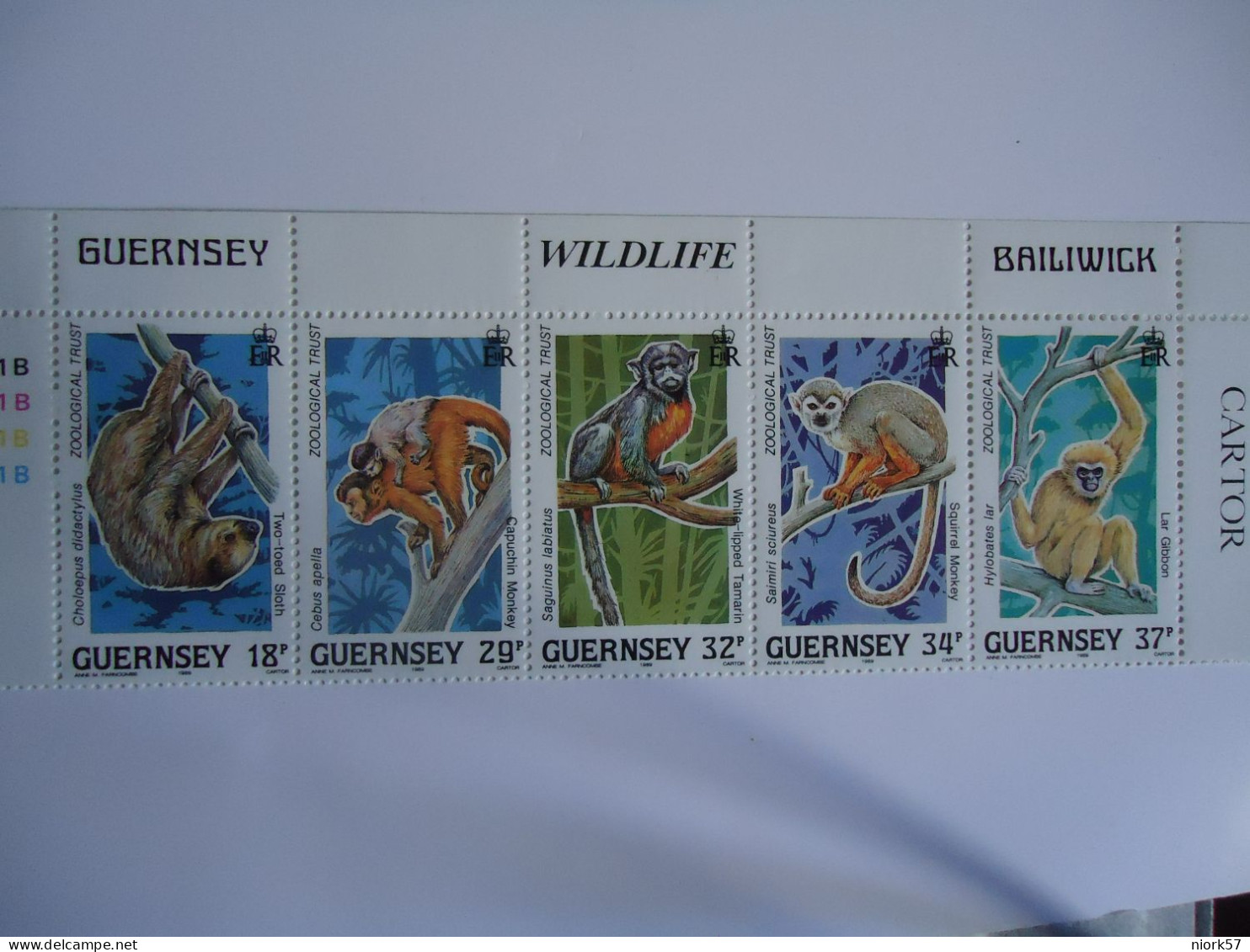 GUERNSEY MNH   5 STAMPS FARM ANIMALS MONKEY - Monkeys