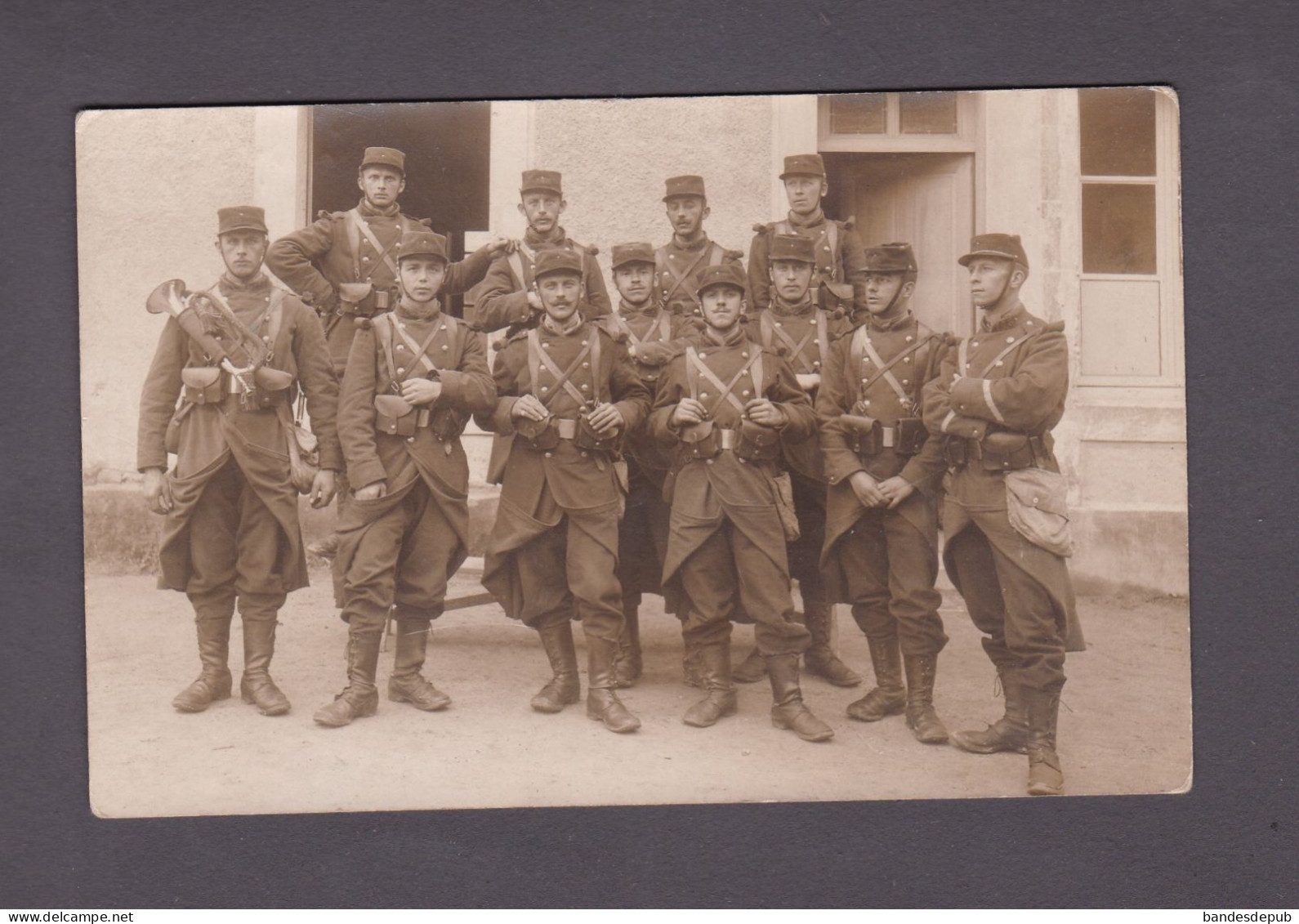 Carte Photo Guignicourt  ( Villeneuve Sur Aisne ) Groupe Militaires Du 148è Régiment D' Infanterie ( Dest. Henrot Haybes - Other & Unclassified