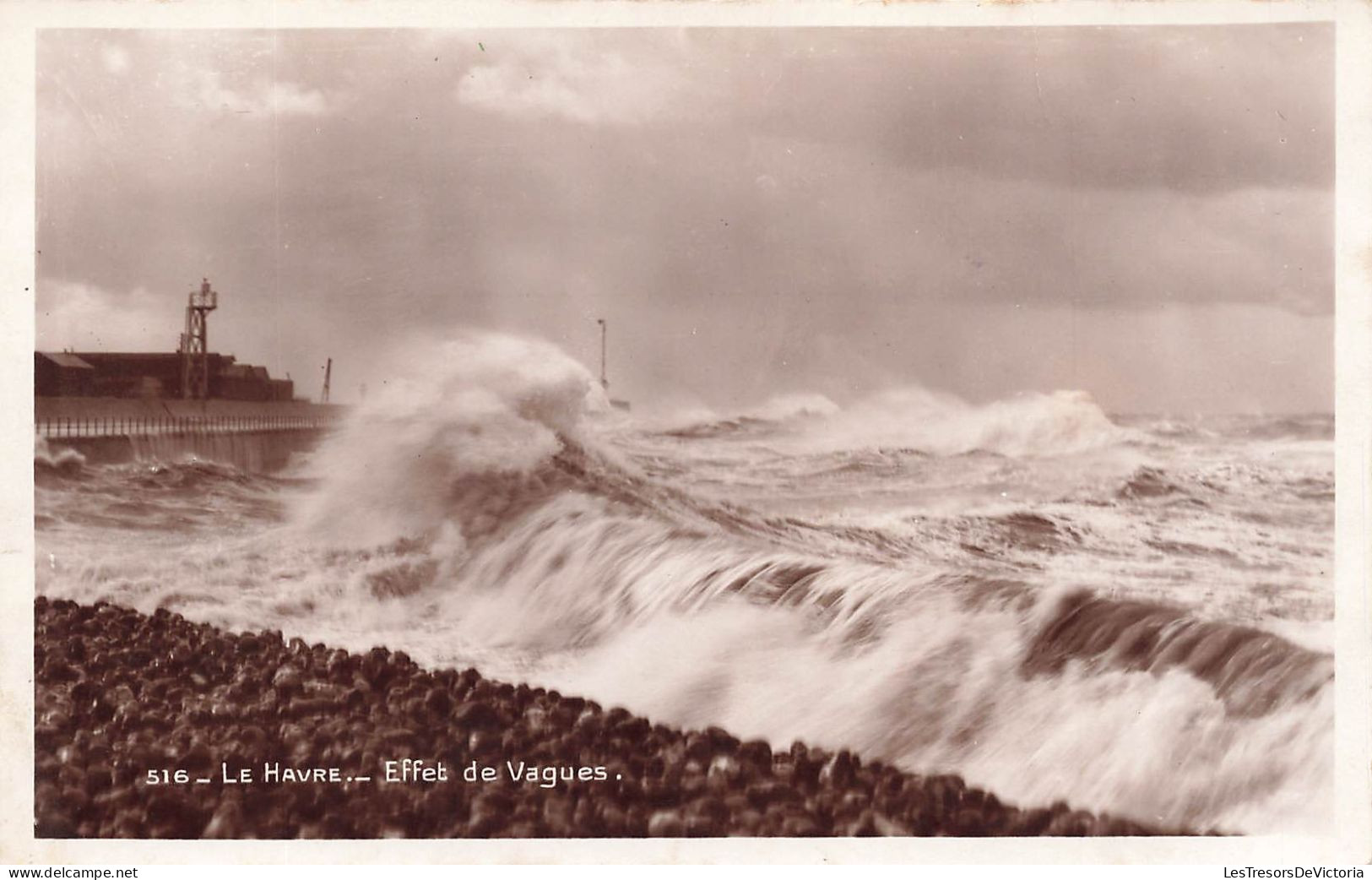 FRANCE - Le Havre - Effet De Vagues - Vue Sur Les Vagues - La Mer - Vague - Le Bord De La Mer -  Carte Postale Ancienne - Port