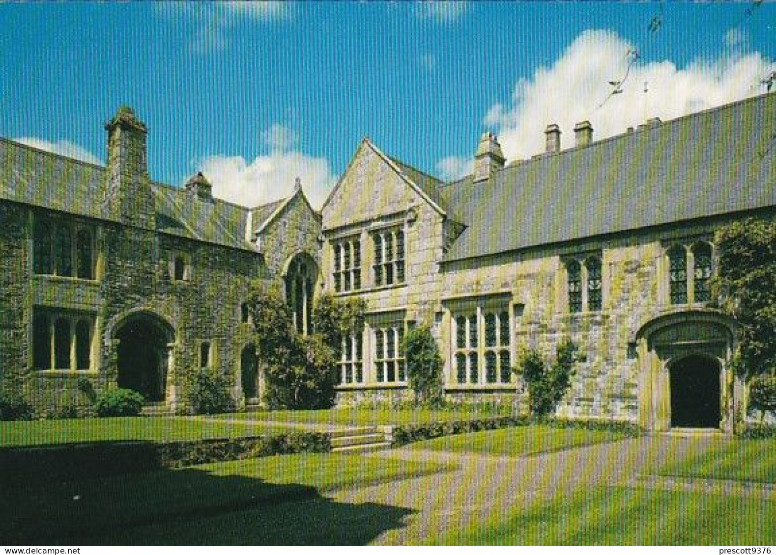 Main Court, Cotehele House, St Dominick  - Cornwall - Unused Postcard - Cor5 - Other & Unclassified