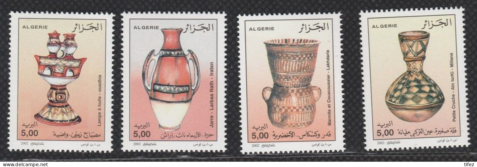 Année 2002-N°1323/1326 Neufs**MNH : Artisanat : Poteries - Algerien (1962-...)