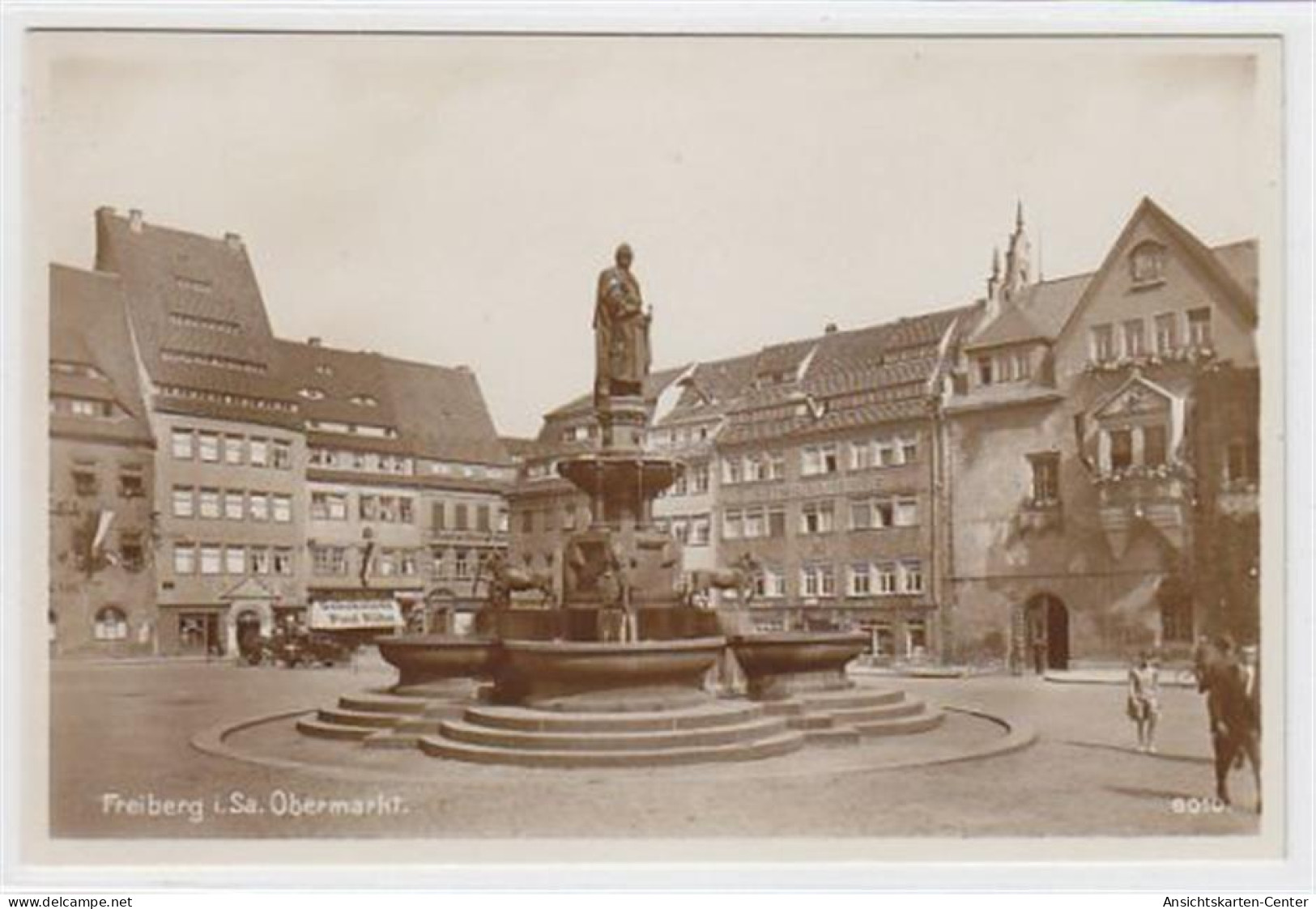 39042503 - Freiberg In Sachsen. Obermarkt Mit Schokoladen Paul Kuehn, Papierhandlung Und Ratsapotheke Ungelaufen  Top E - Freiberg (Sachsen)