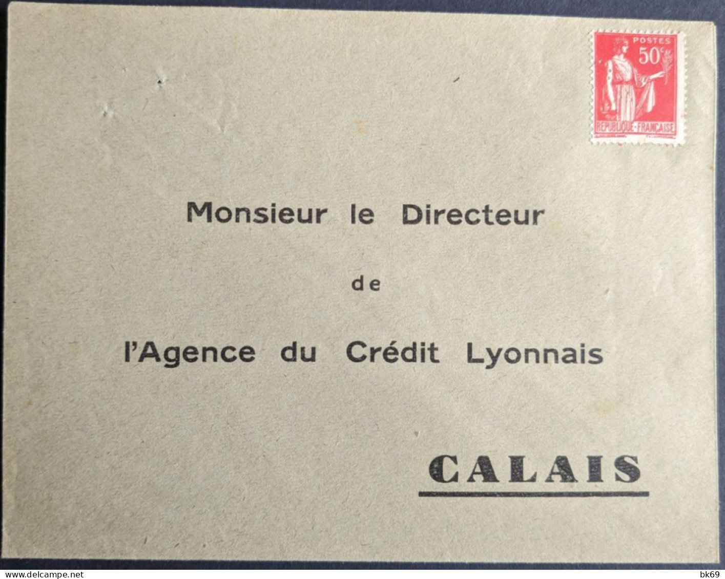 Perforés Crédit Lyonnais 3 enveloppes, dont Variété : perforation très décalé, Semeuse & Paix